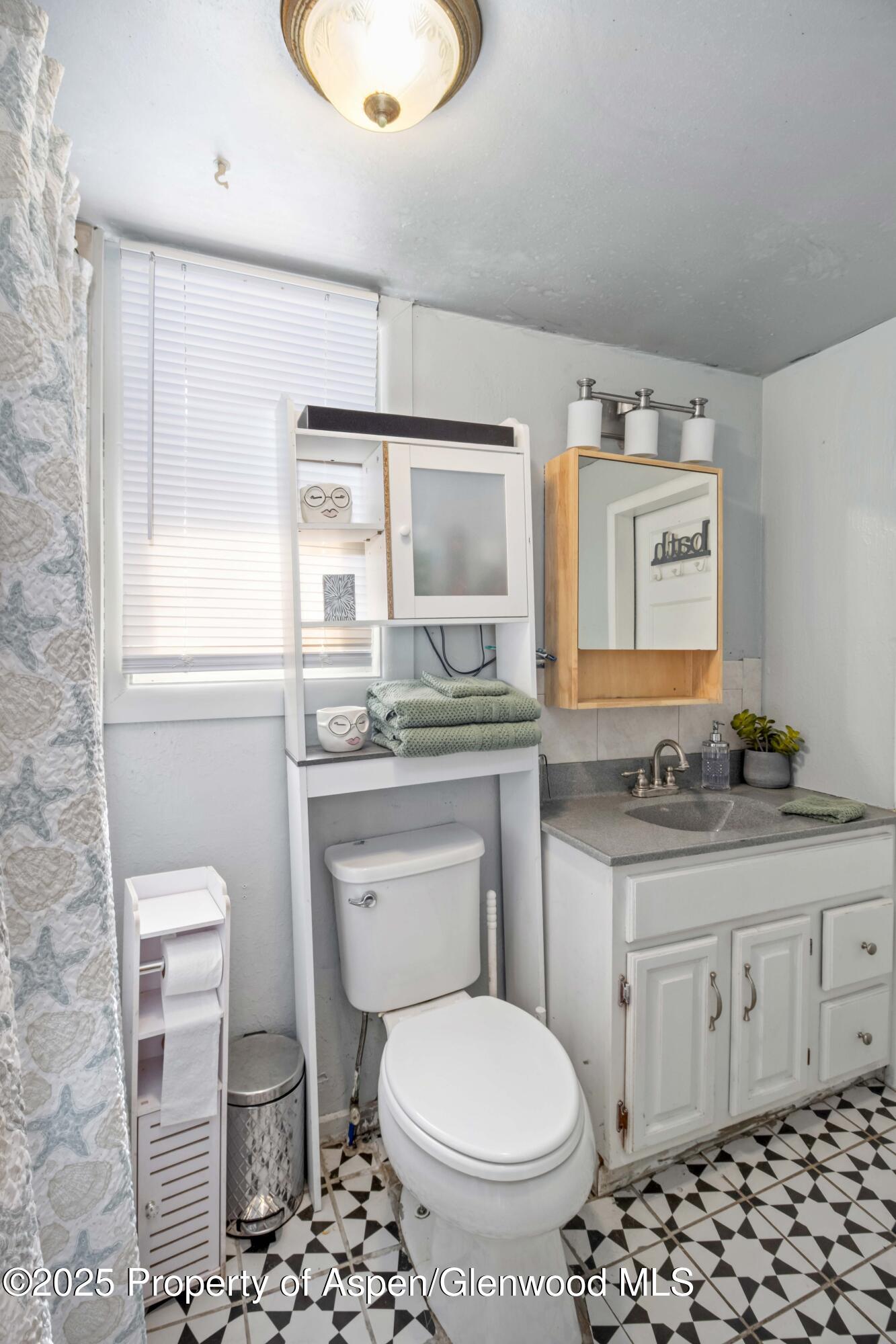 749 Munro Avenue Rifle CO 81650