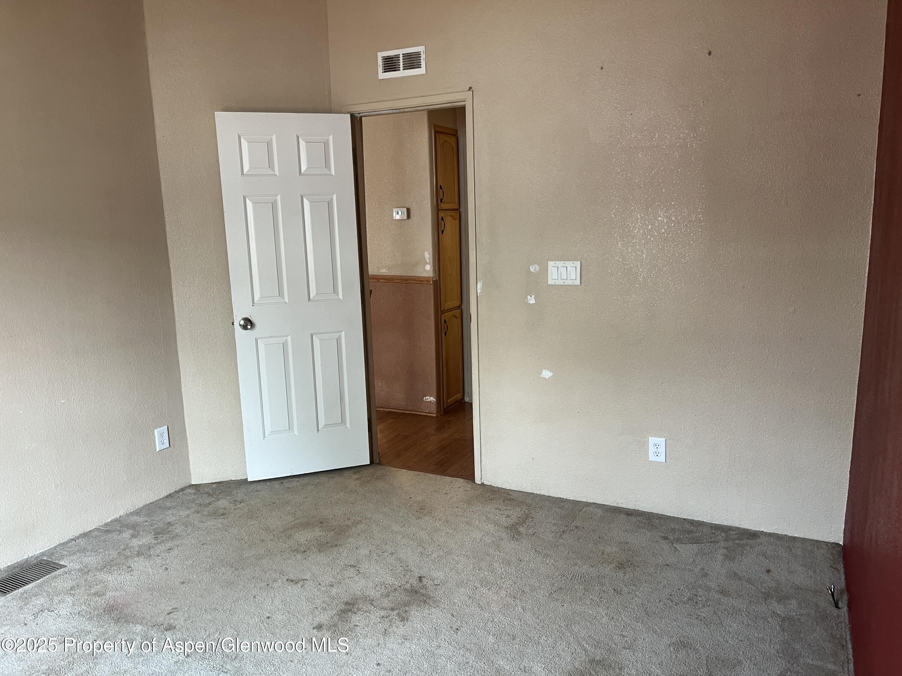 341 Evans Avenue Parachute CO 81635