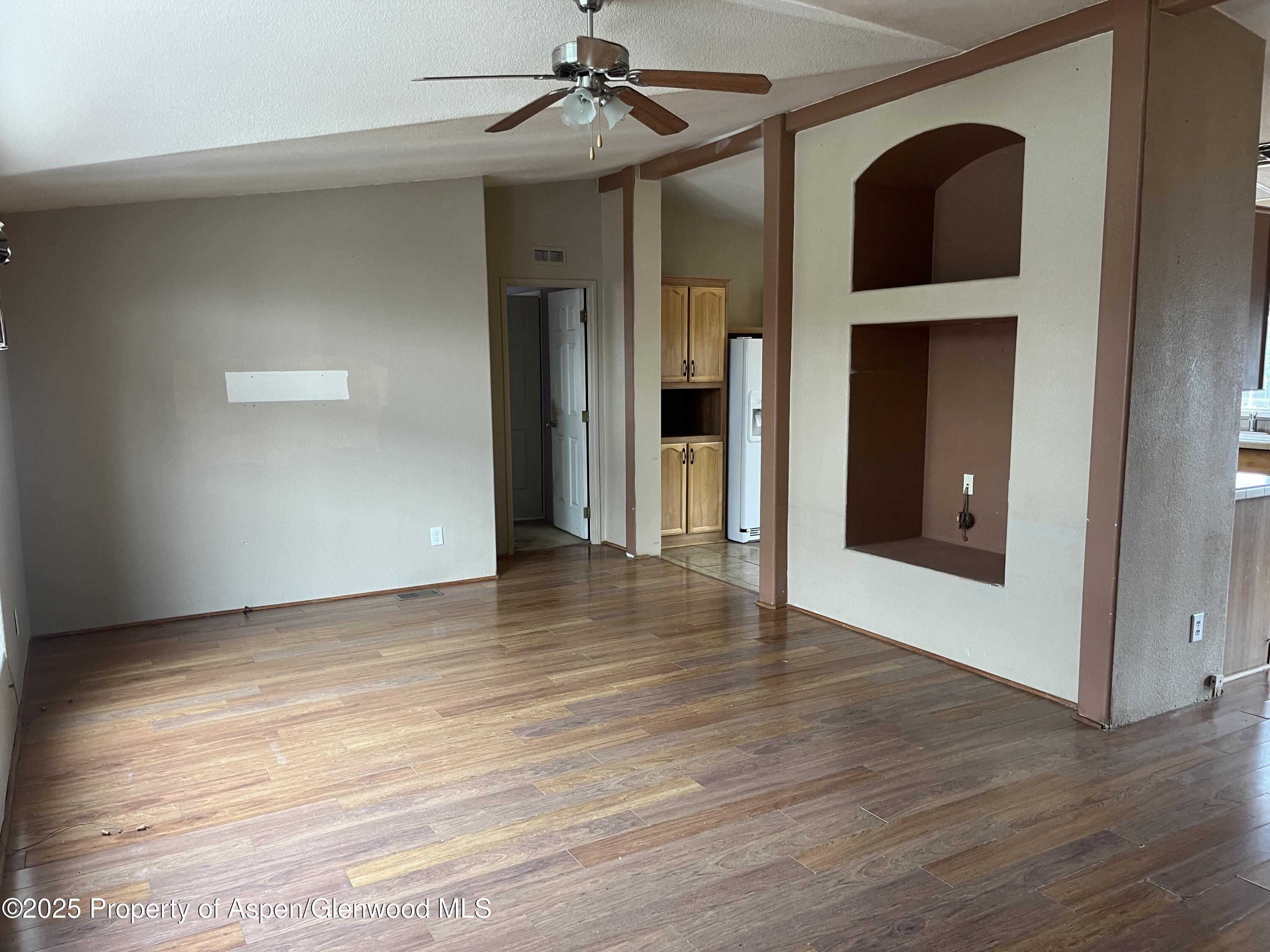 341 Evans Avenue Parachute CO 81635