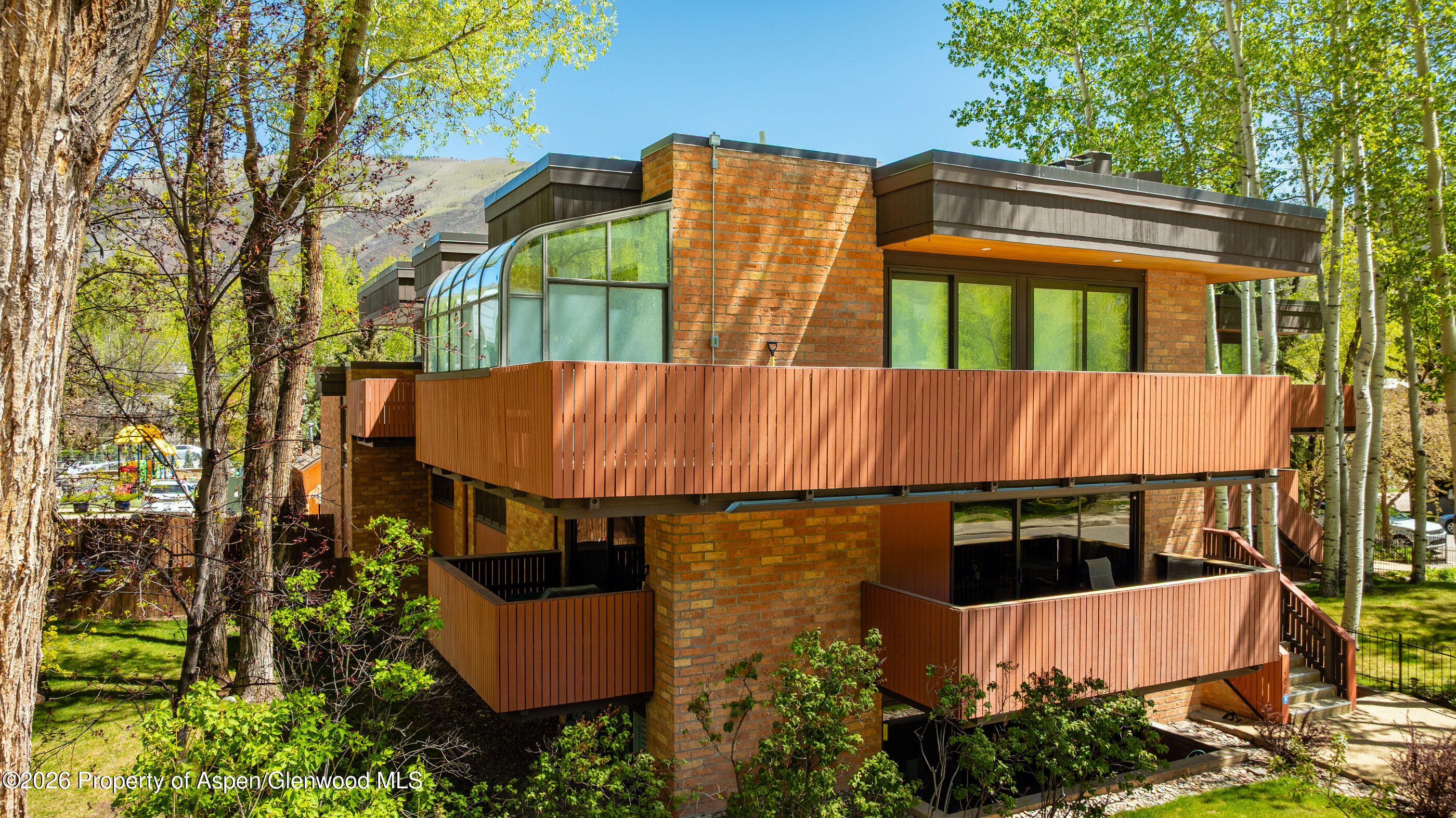 400 W Hopkins Avenue Aspen CO 81611