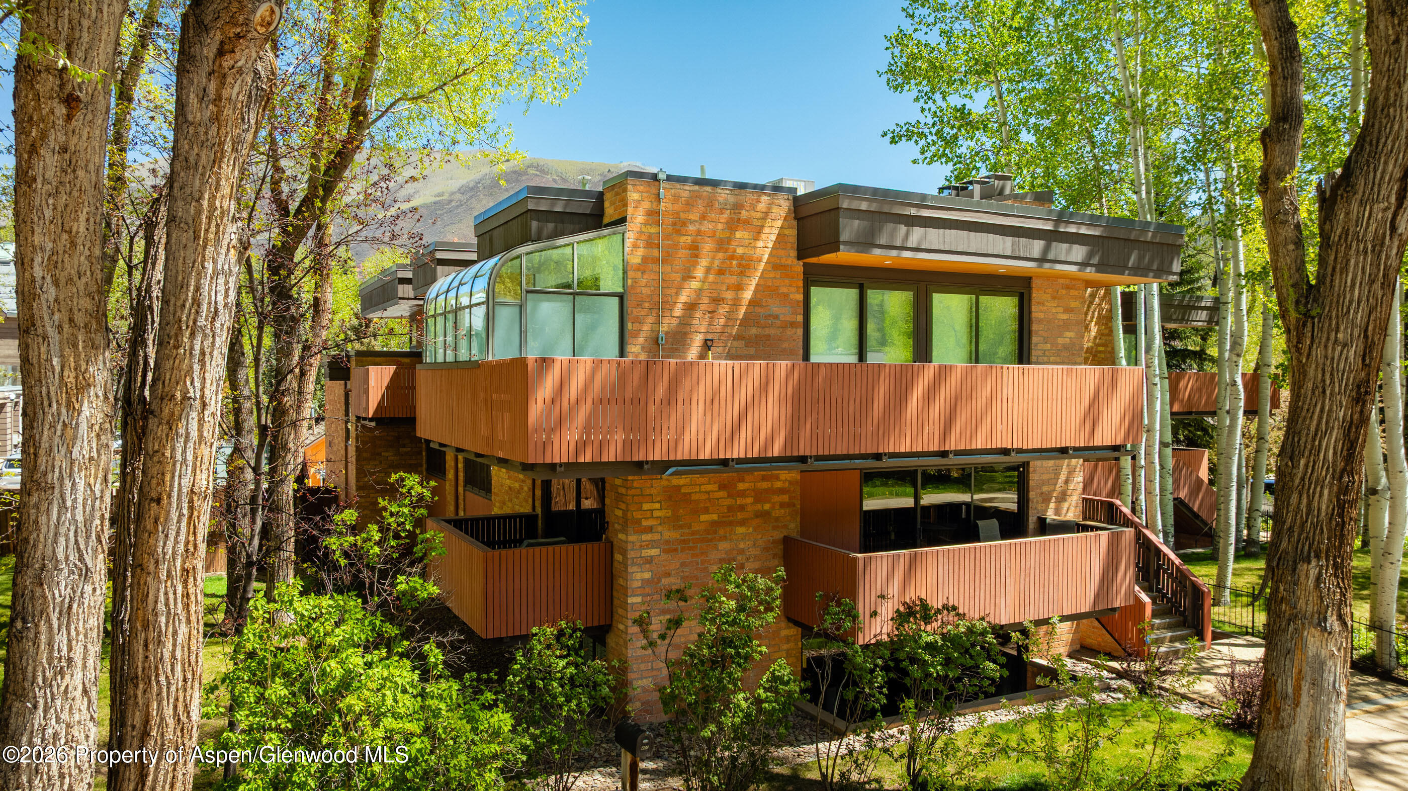400 W Hopkins Avenue Aspen CO 81611