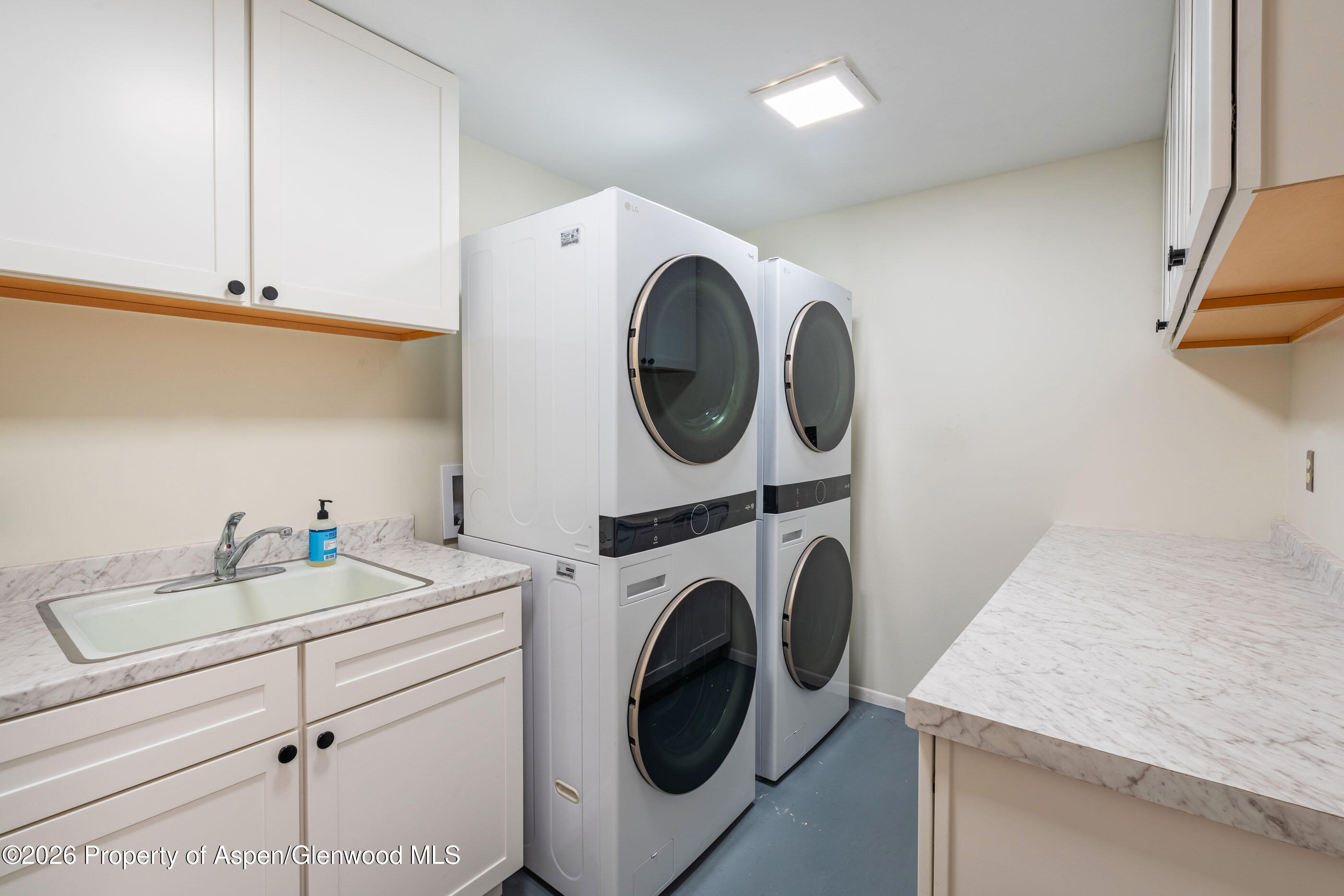 400 W Hopkins Avenue Aspen CO 81611