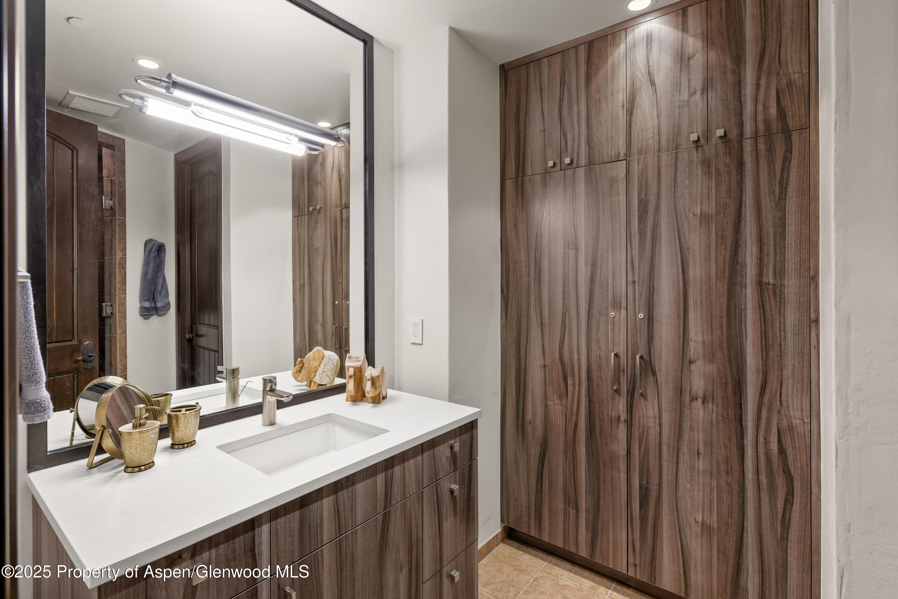 42553 Highway 82 Aspen CO 81611