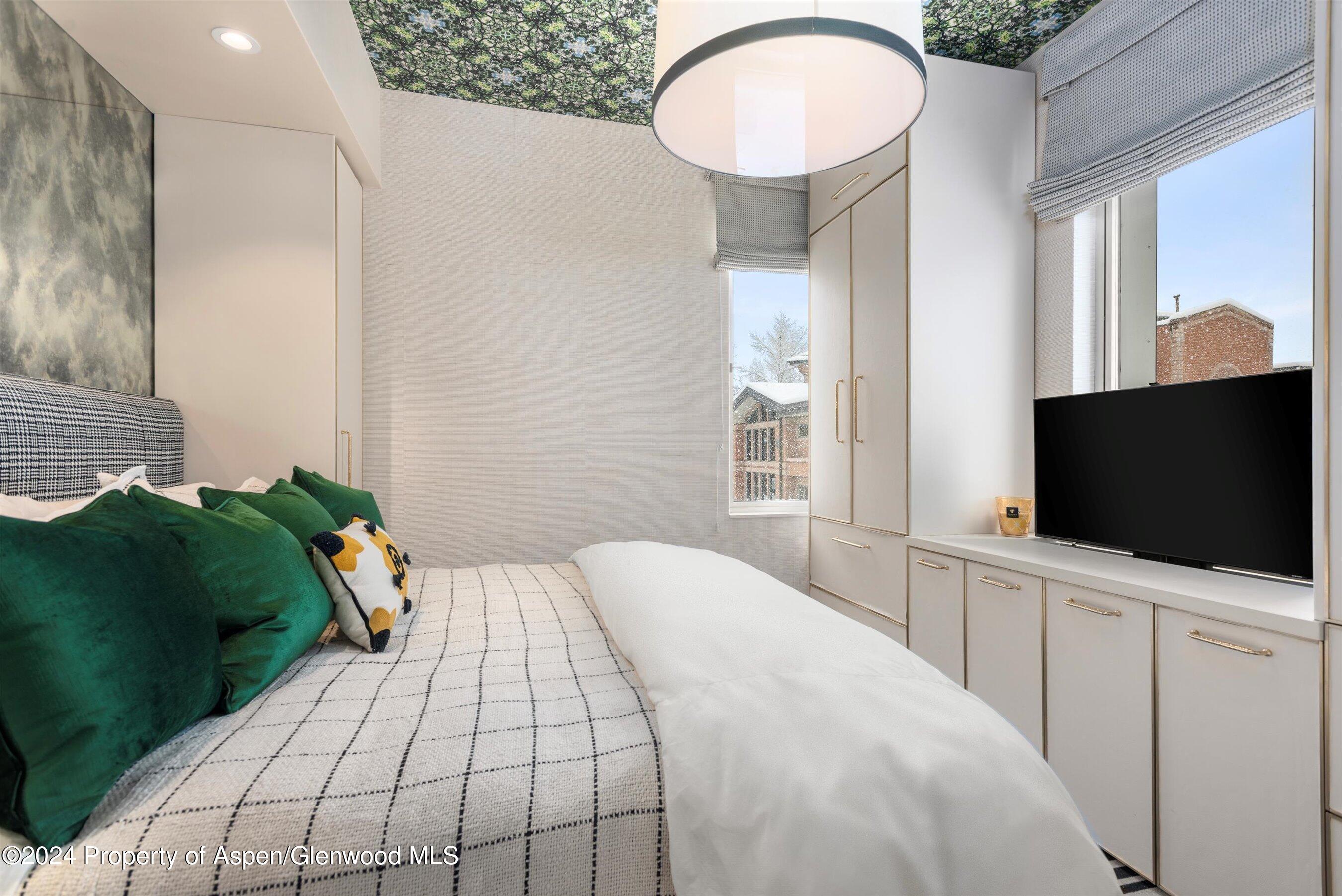 434 E Main Street Aspen CO 81611