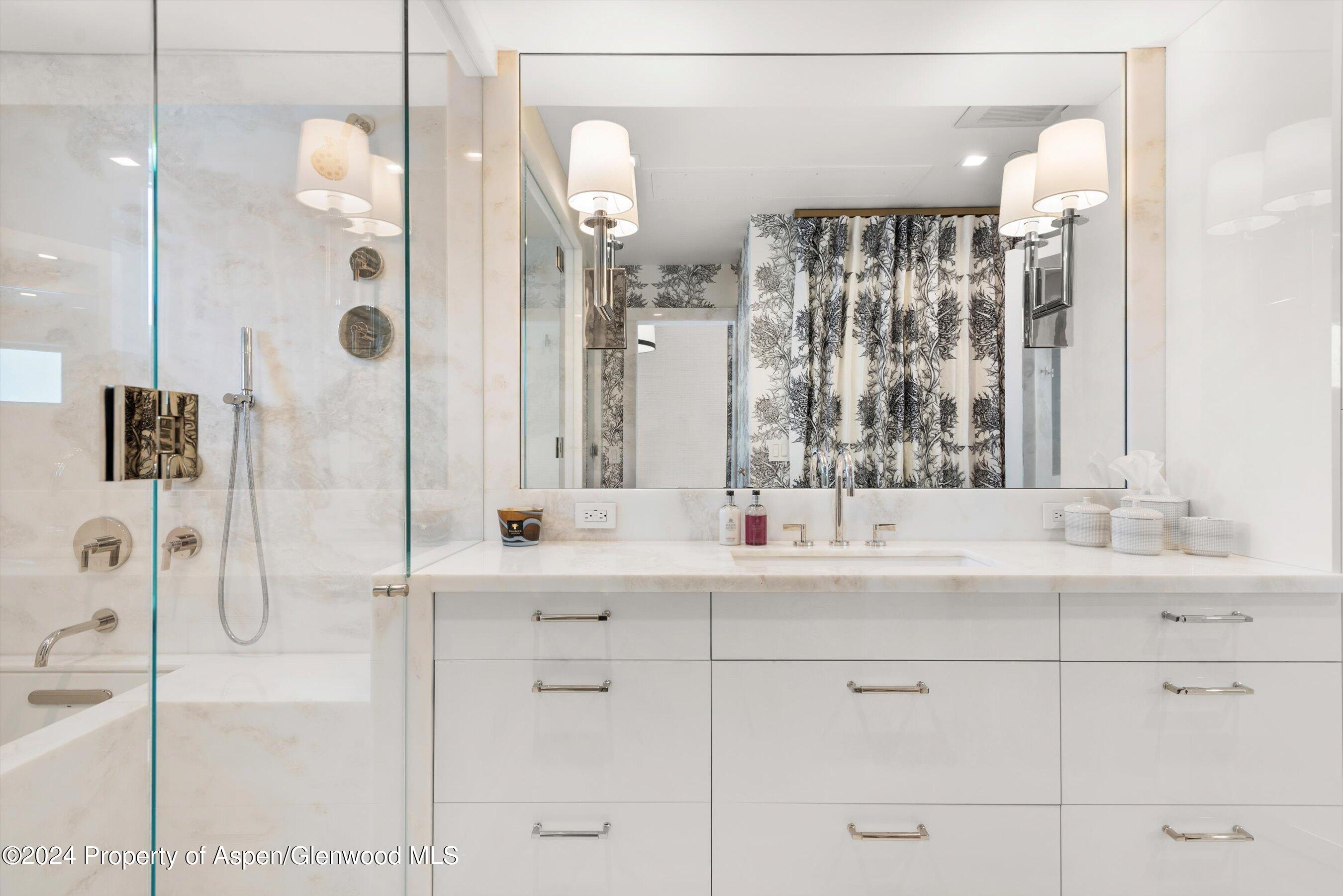 434 E Main Street Aspen CO 81611