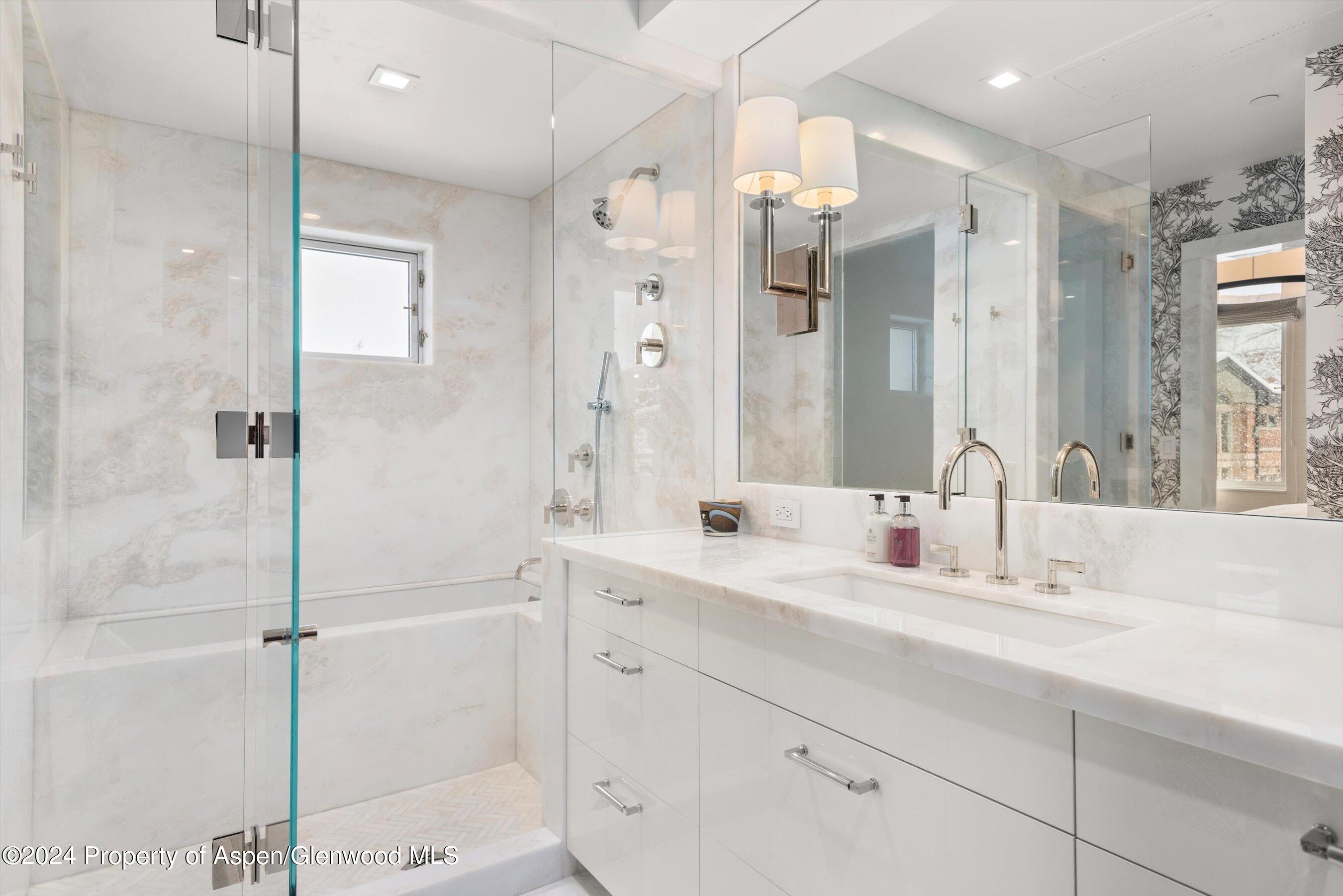 434 E Main Street Aspen CO 81611