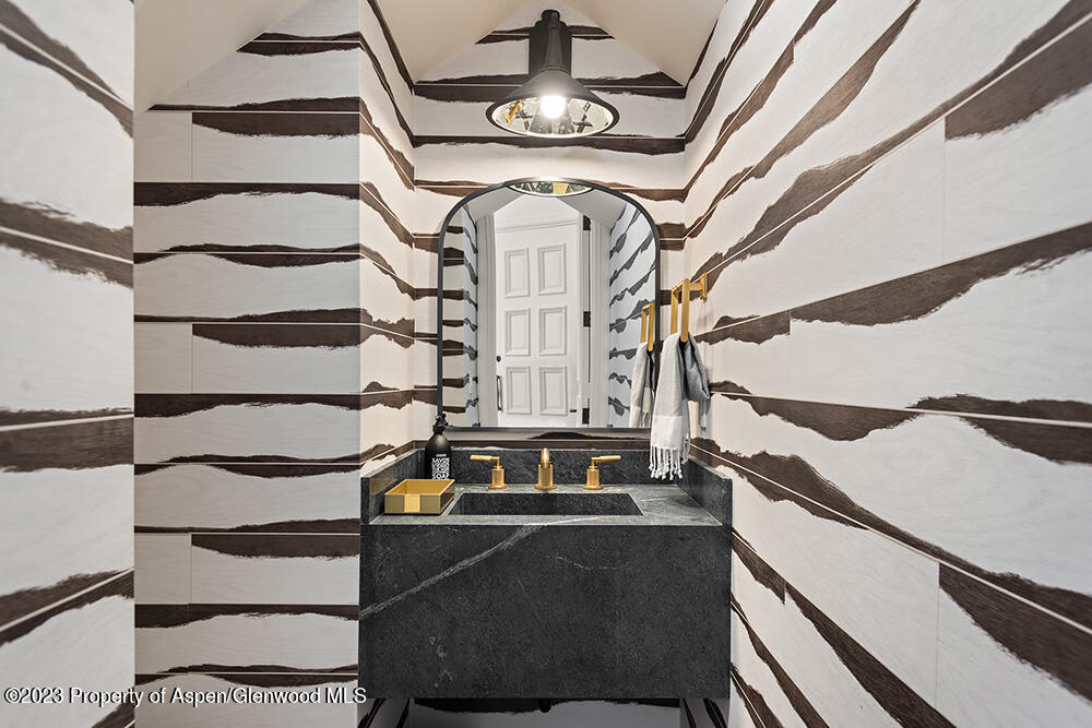 345 Park Avenue Aspen CO 81611