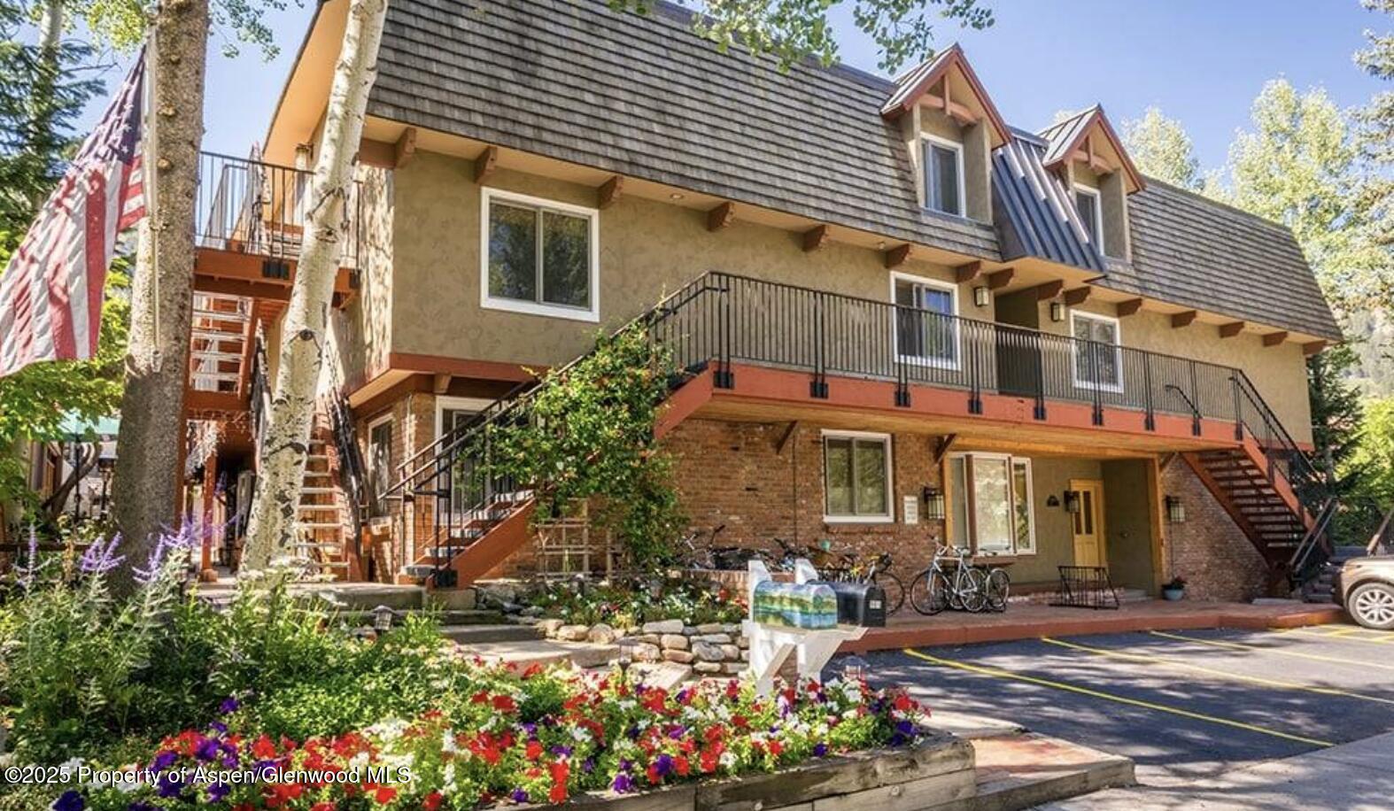 901 E Hyman Avenue Aspen CO 81611