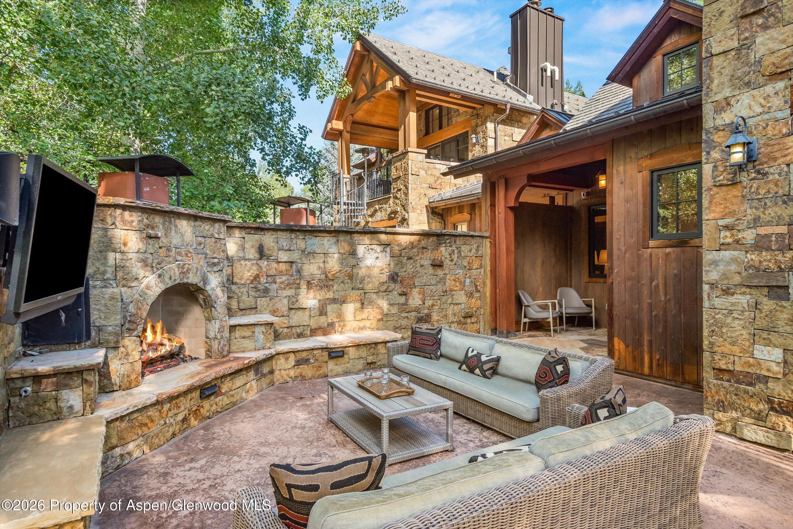1395 Snowbunny Lane Aspen CO 81611