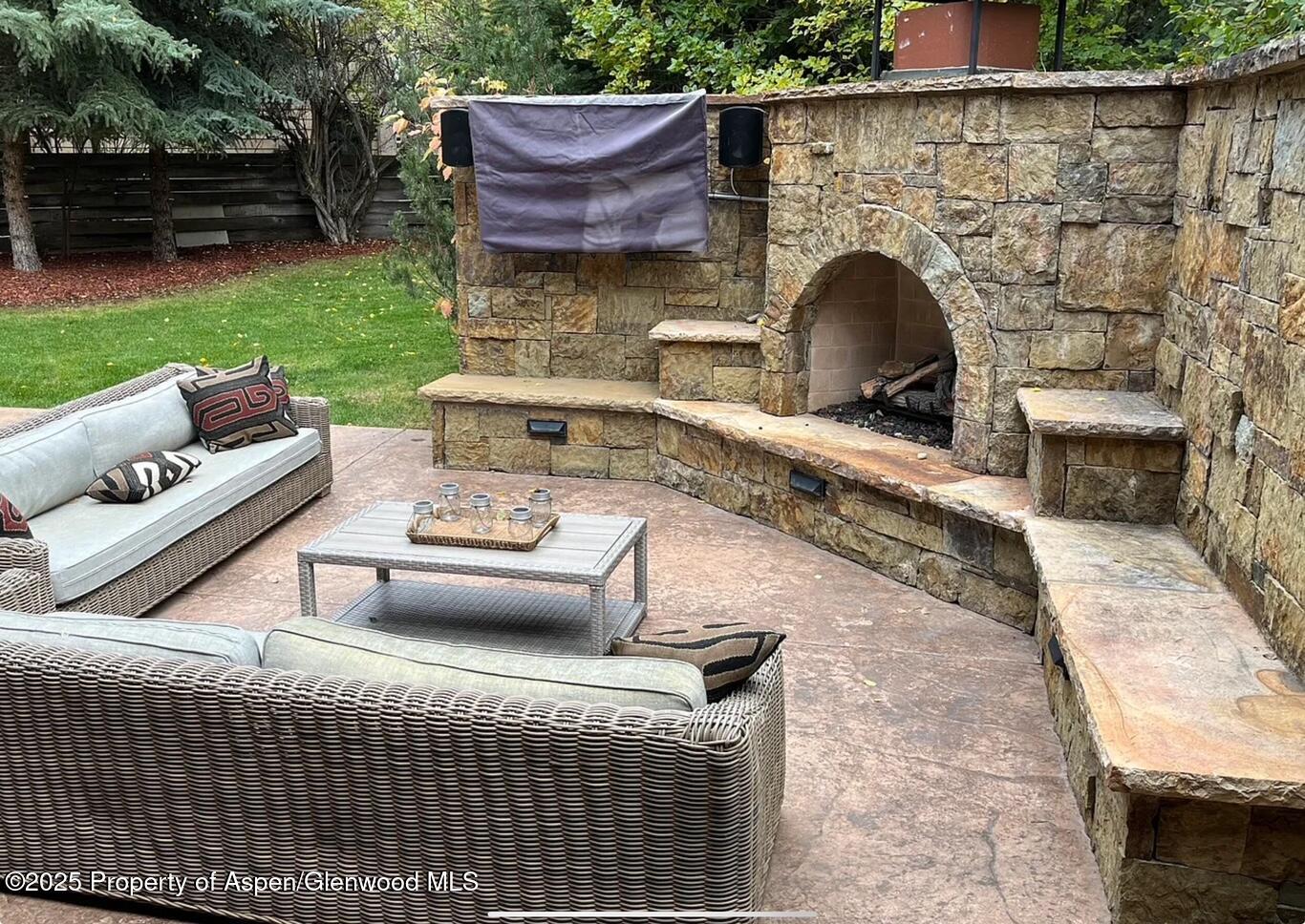 1395 Snowbunny Lane Aspen CO 81611