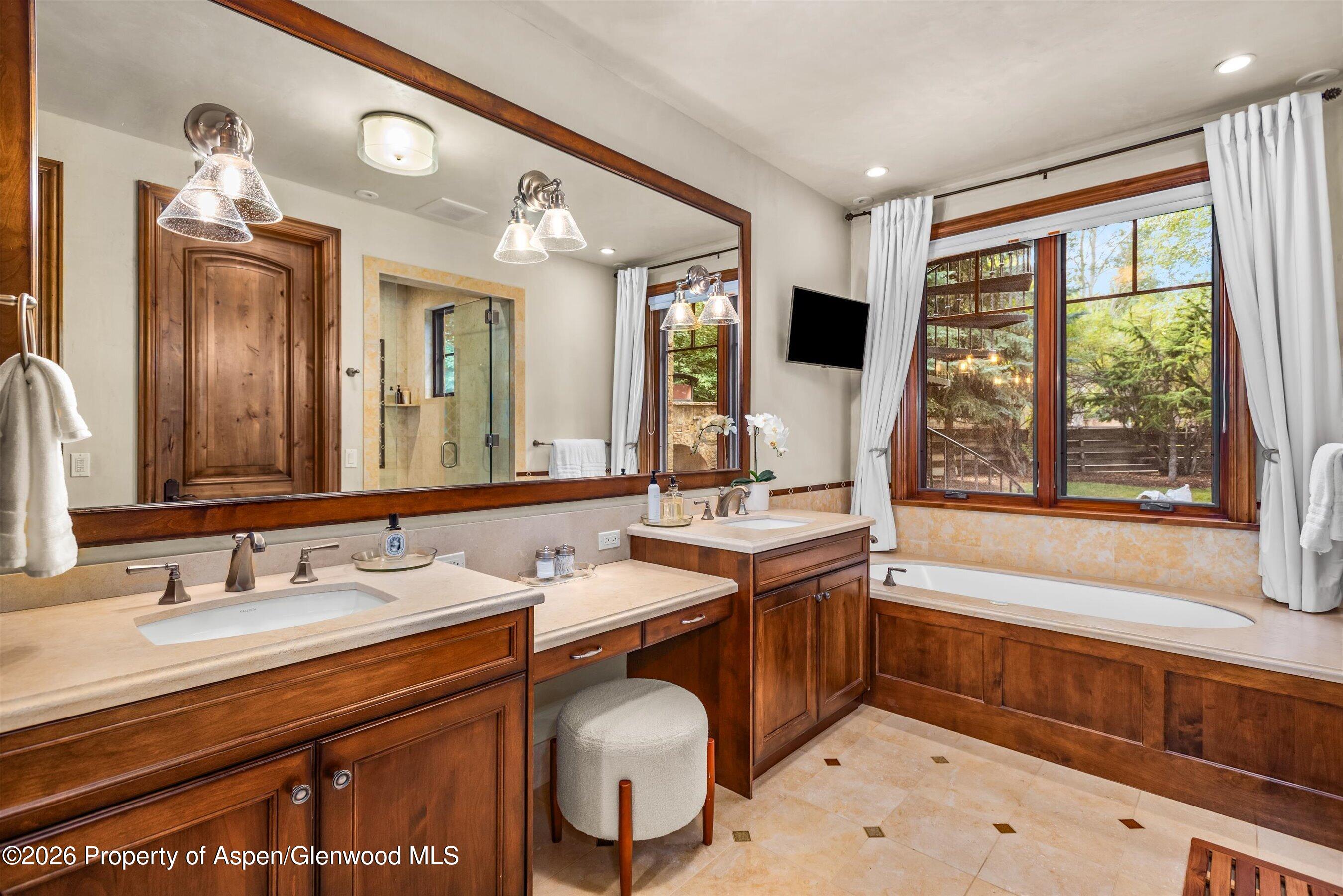 1395 Snowbunny Lane Aspen CO 81611