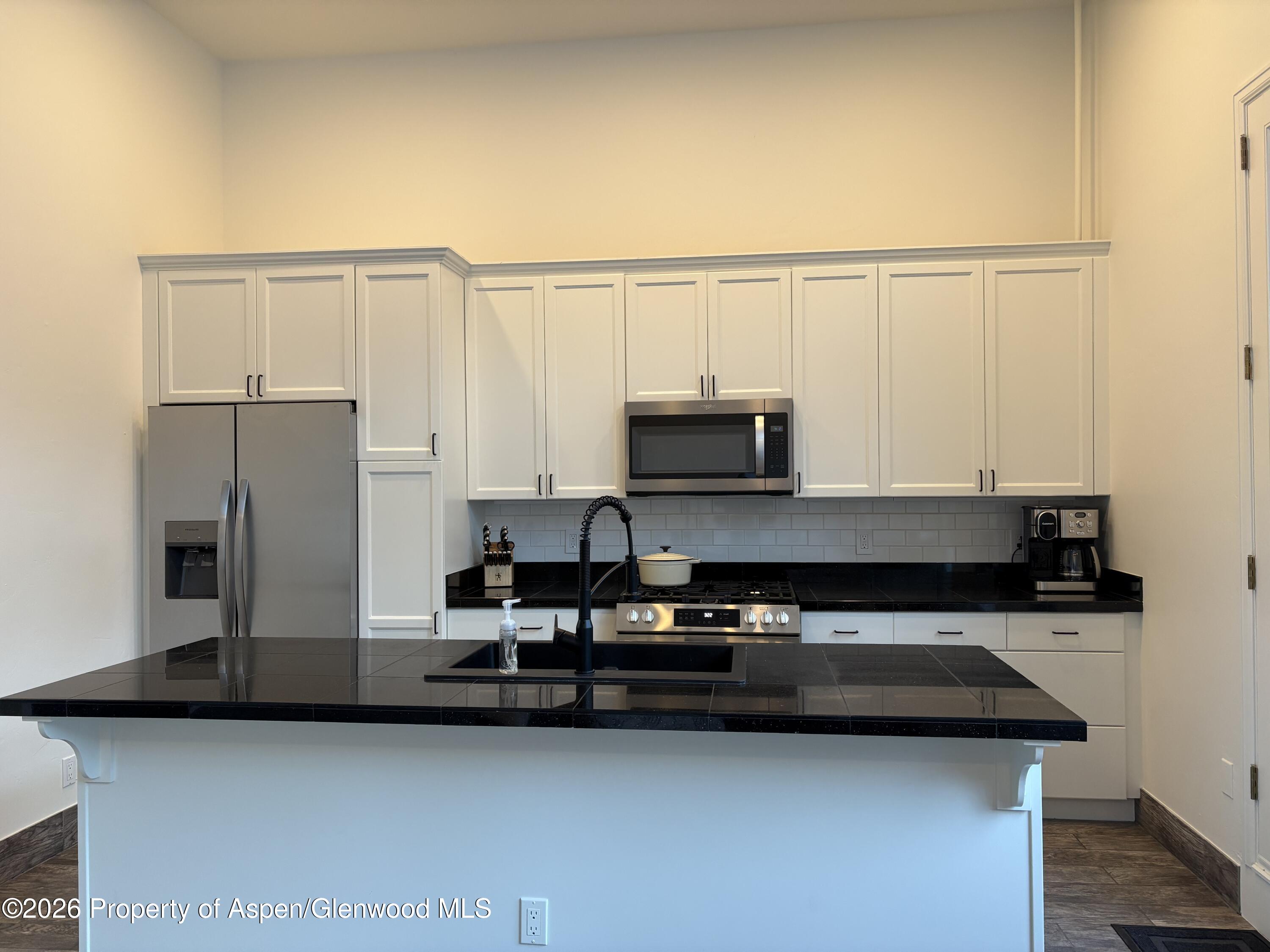 426 E Hyman Aspen CO 81611