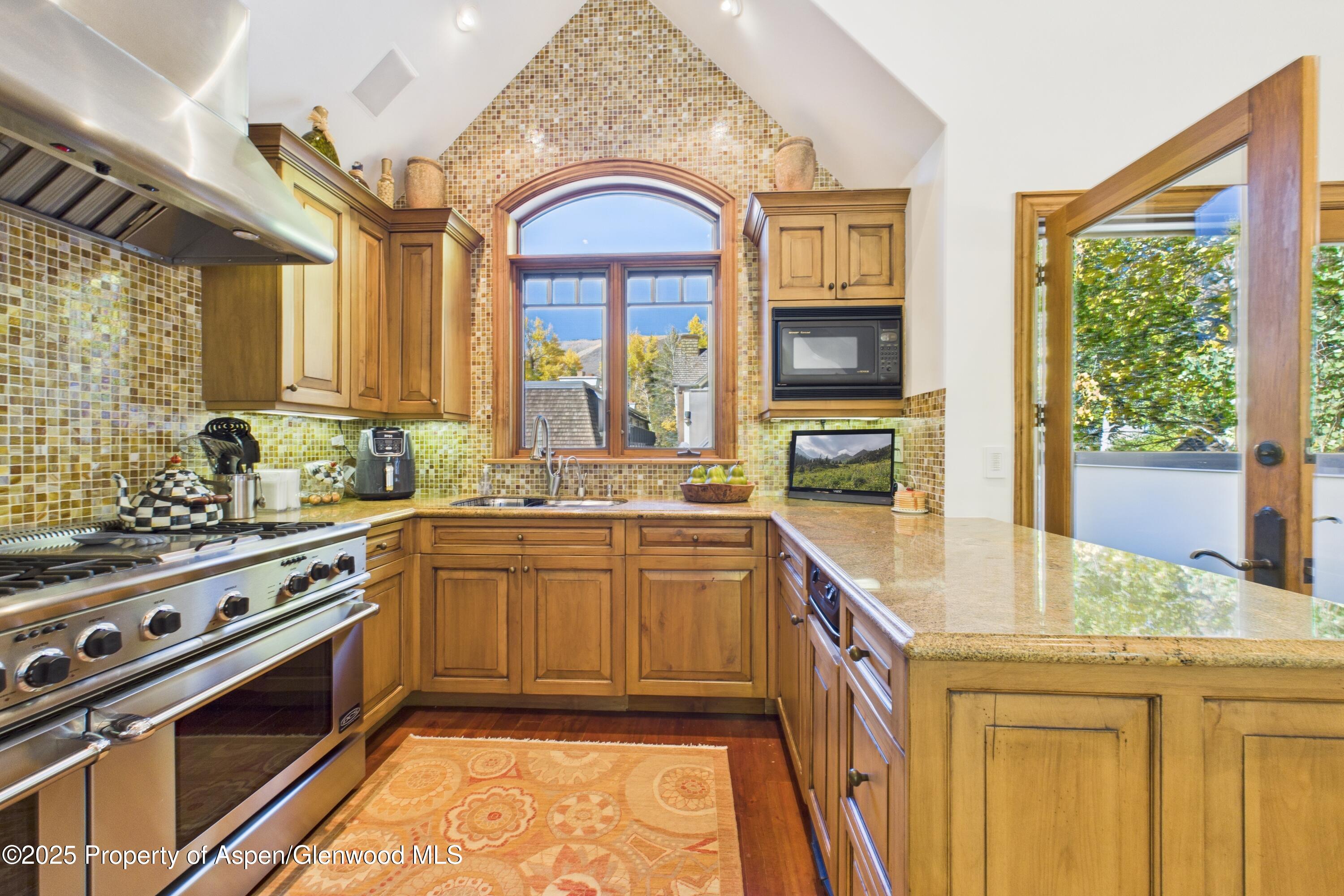 914 E Cooper Avenue Aspen CO 81611