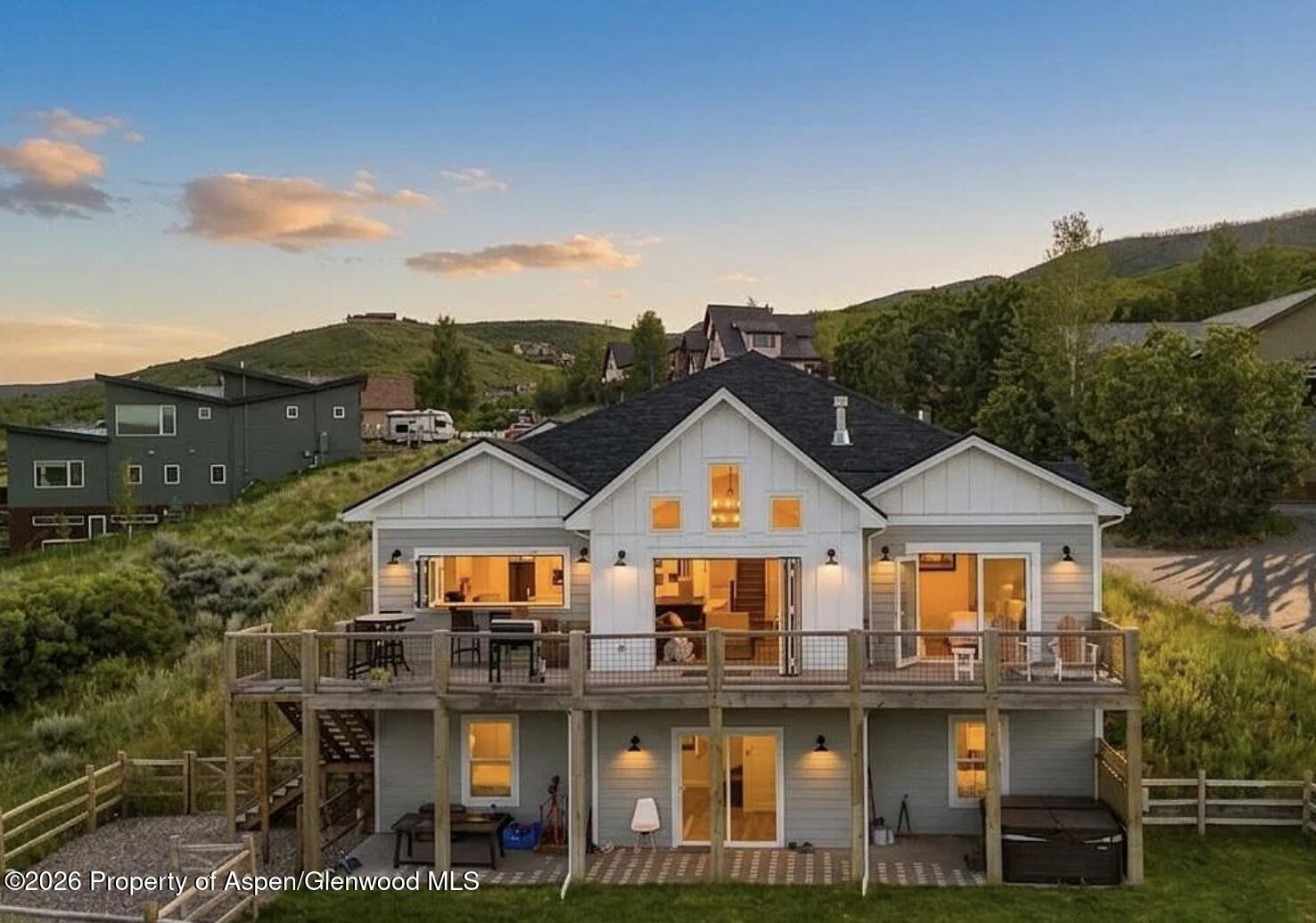 Glenwood Springs CO, 657 Old Midland