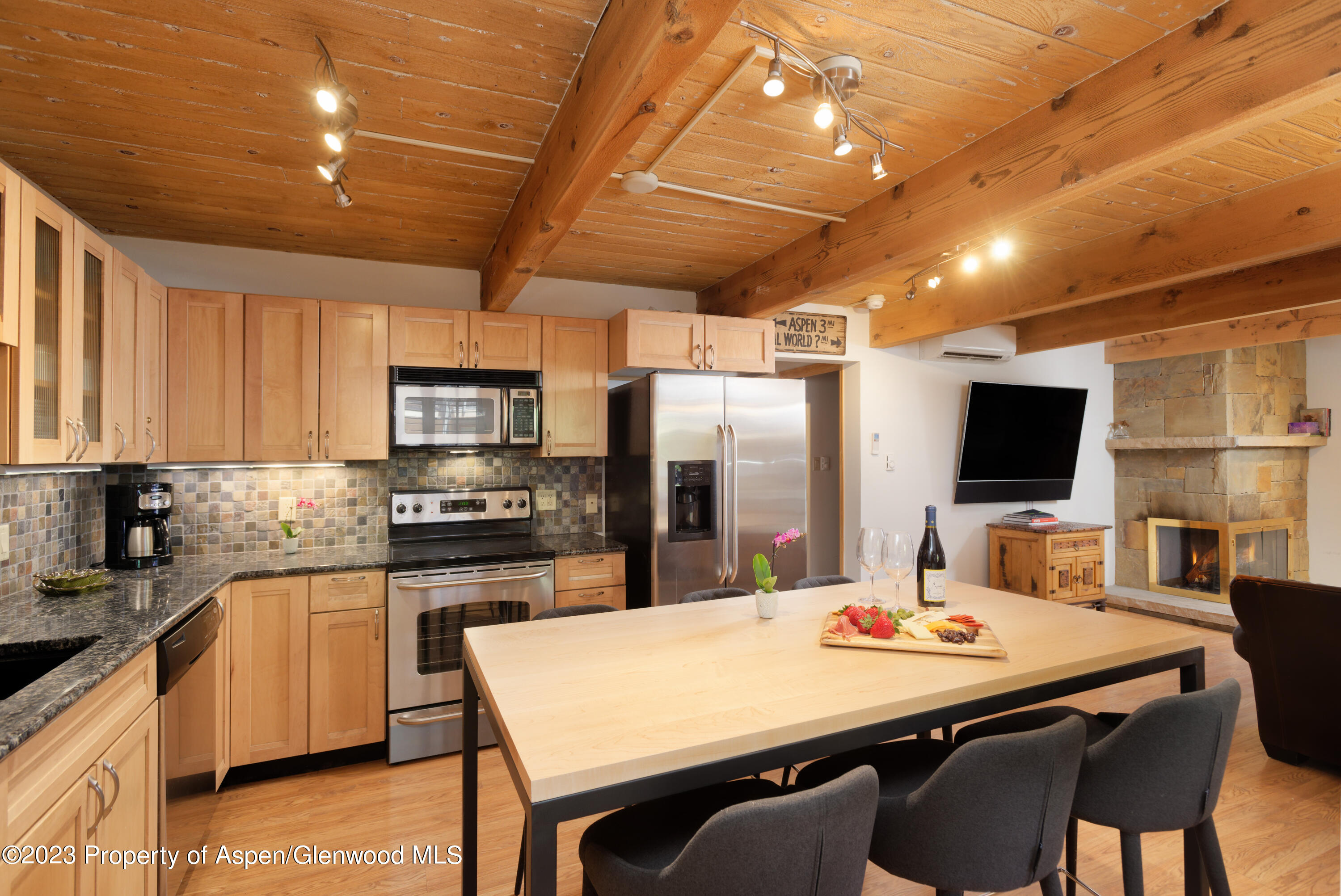 630 E Cooper Aspen CO 81611