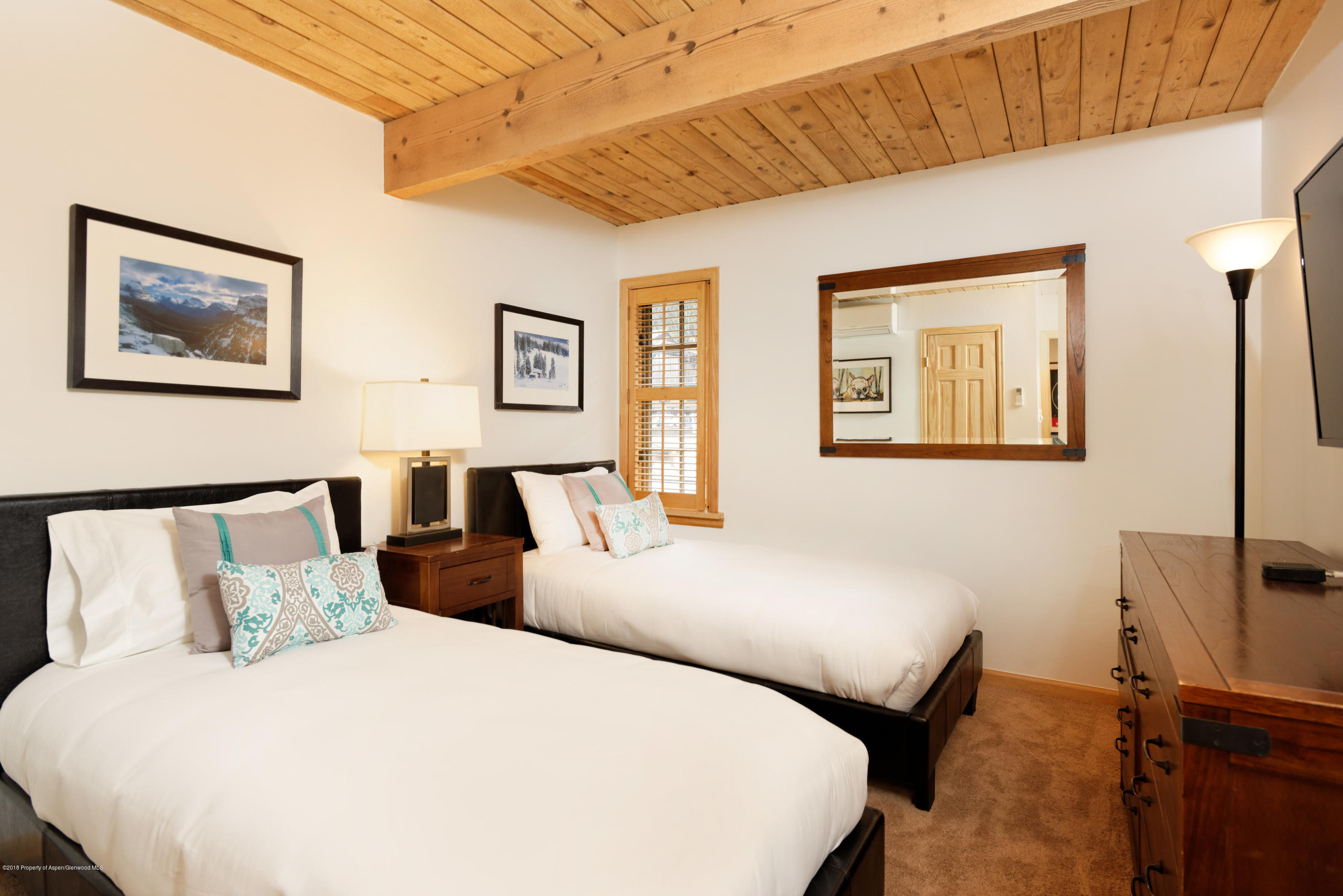 630 E Cooper Aspen CO 81611