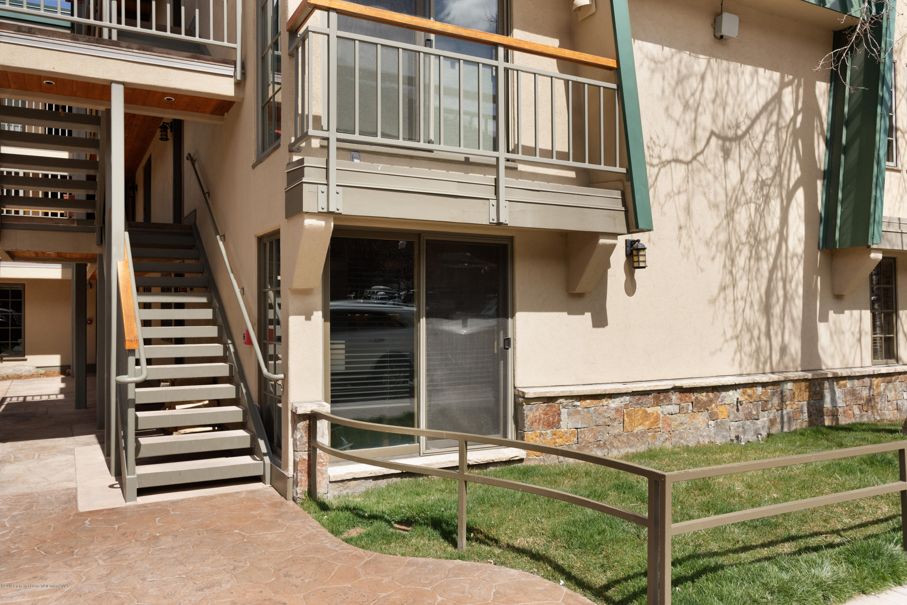 630 E Cooper Aspen CO 81611