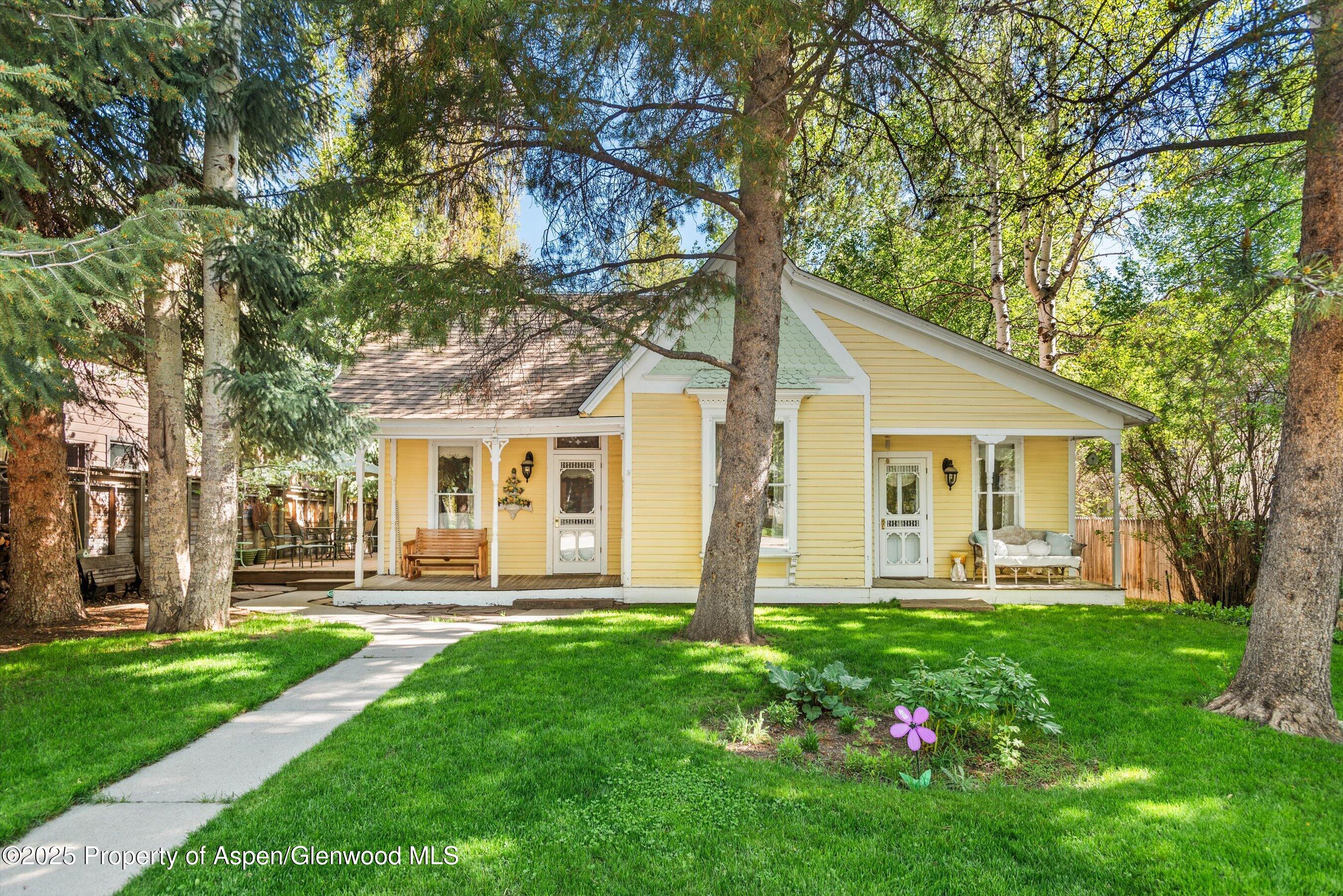 406 W Smuggler Street Aspen CO 81611