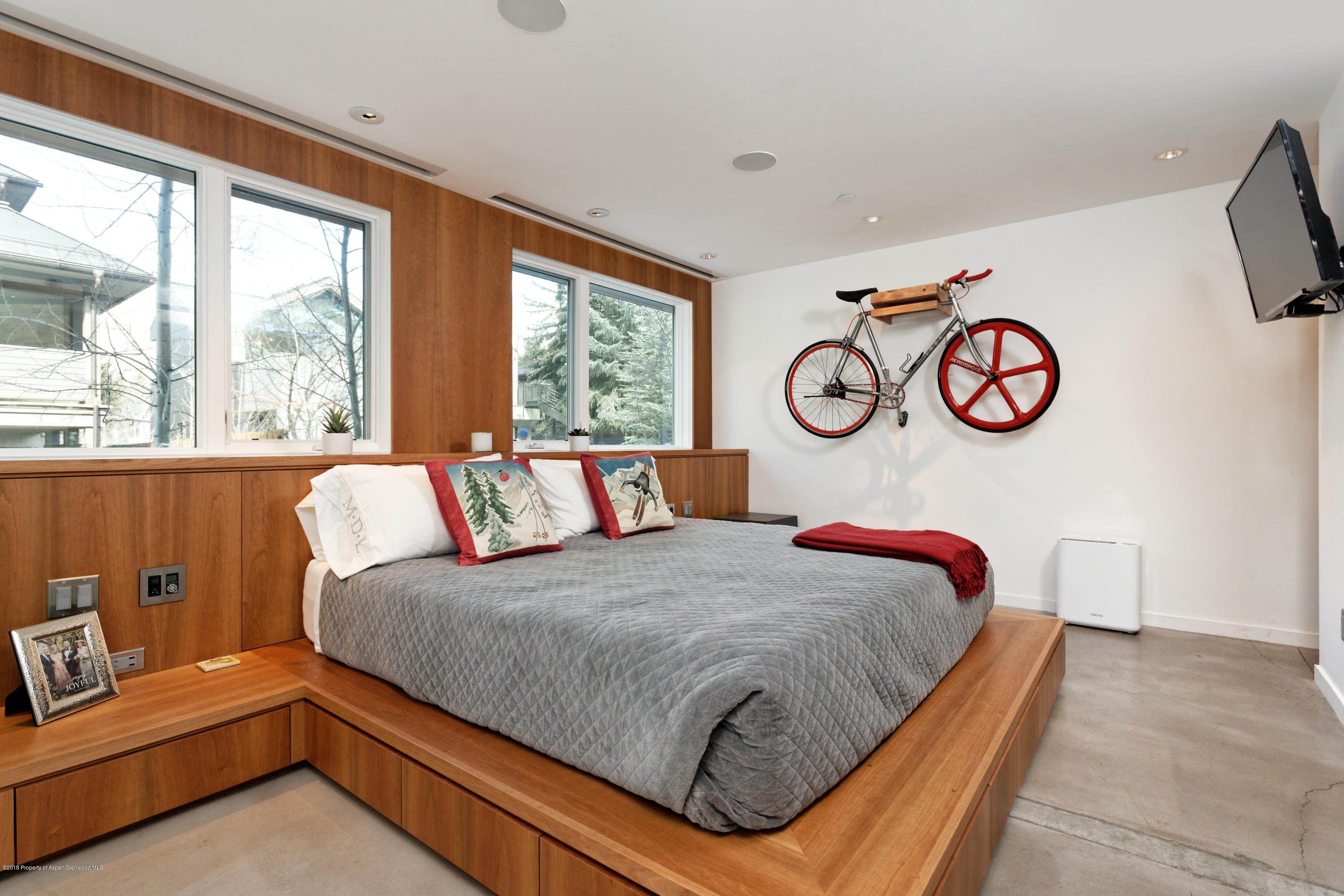 100 E Cooper Avenue Aspen CO 81611