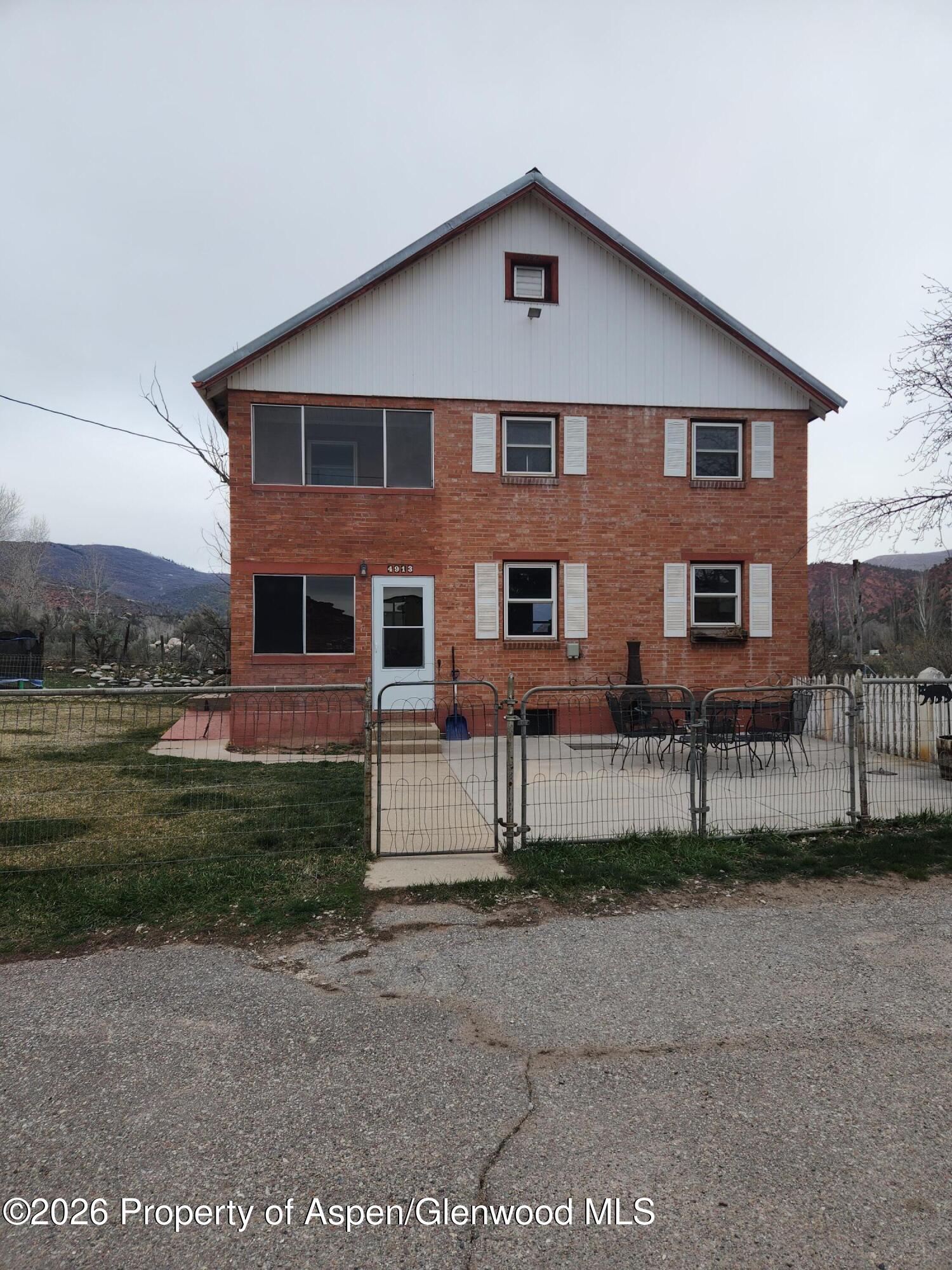 Glenwood Springs CO, 4913 Colorado 82
