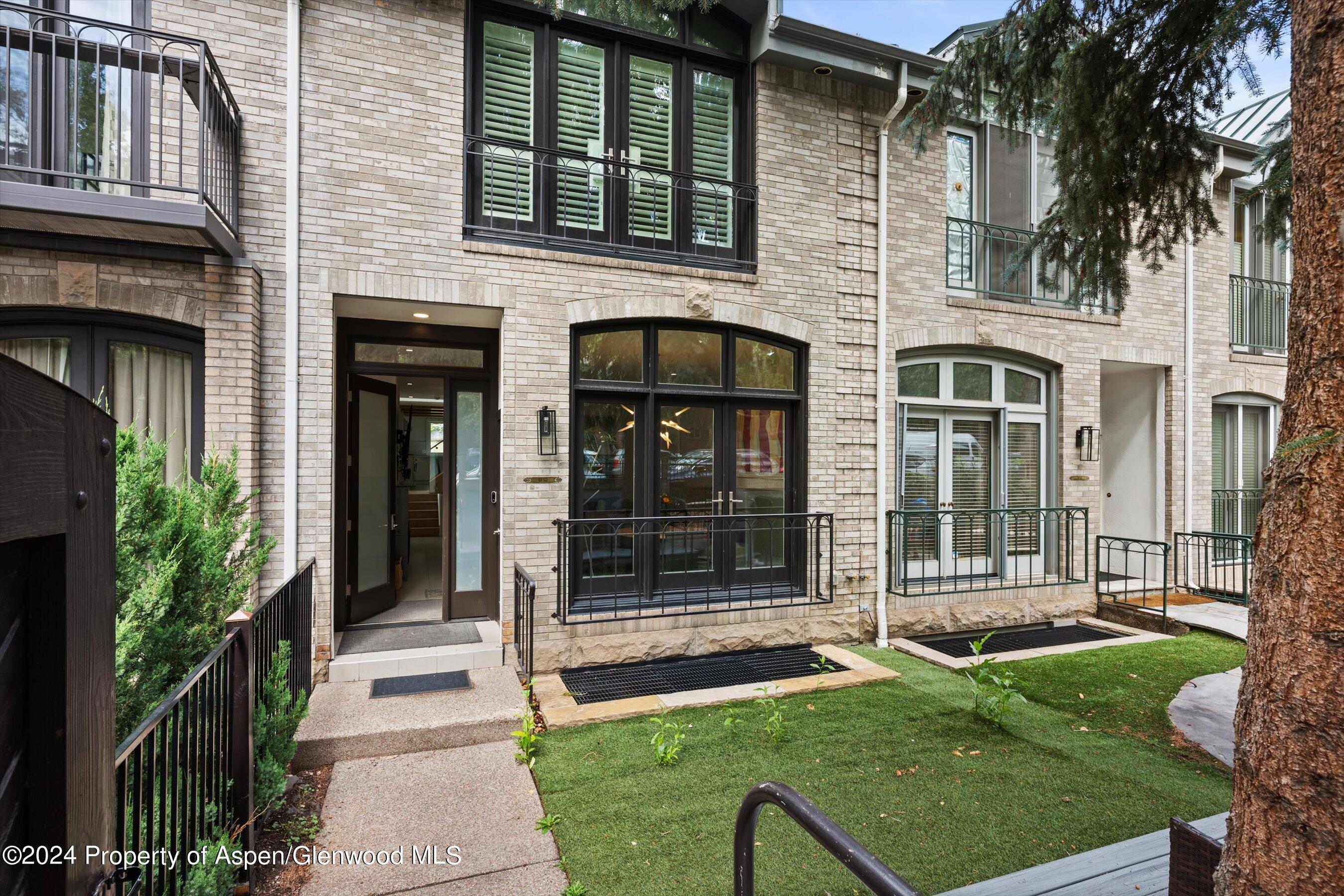 812 E Cooper Avenue Aspen CO 81611