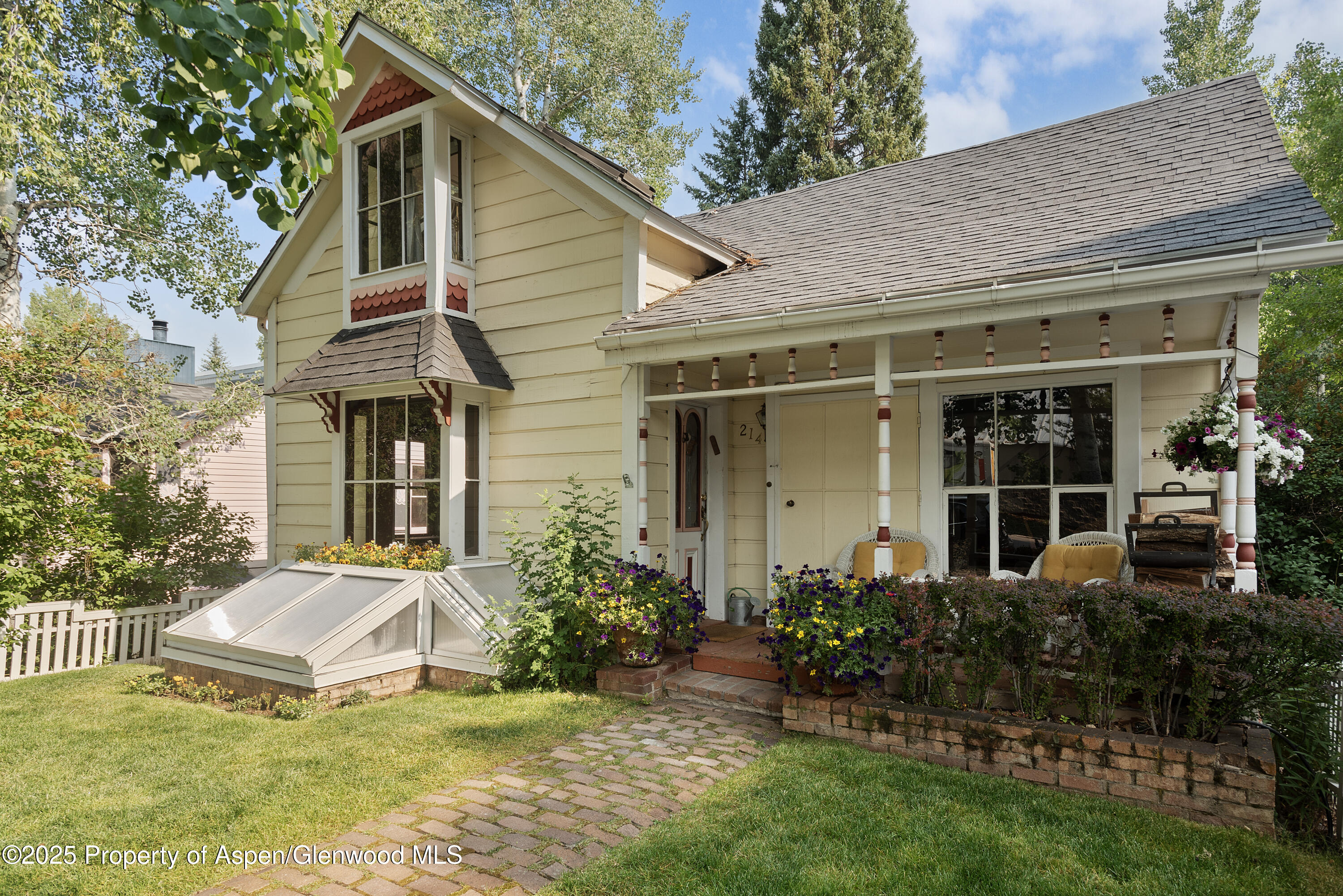 214 W Hyman Avenue Aspen CO 81611