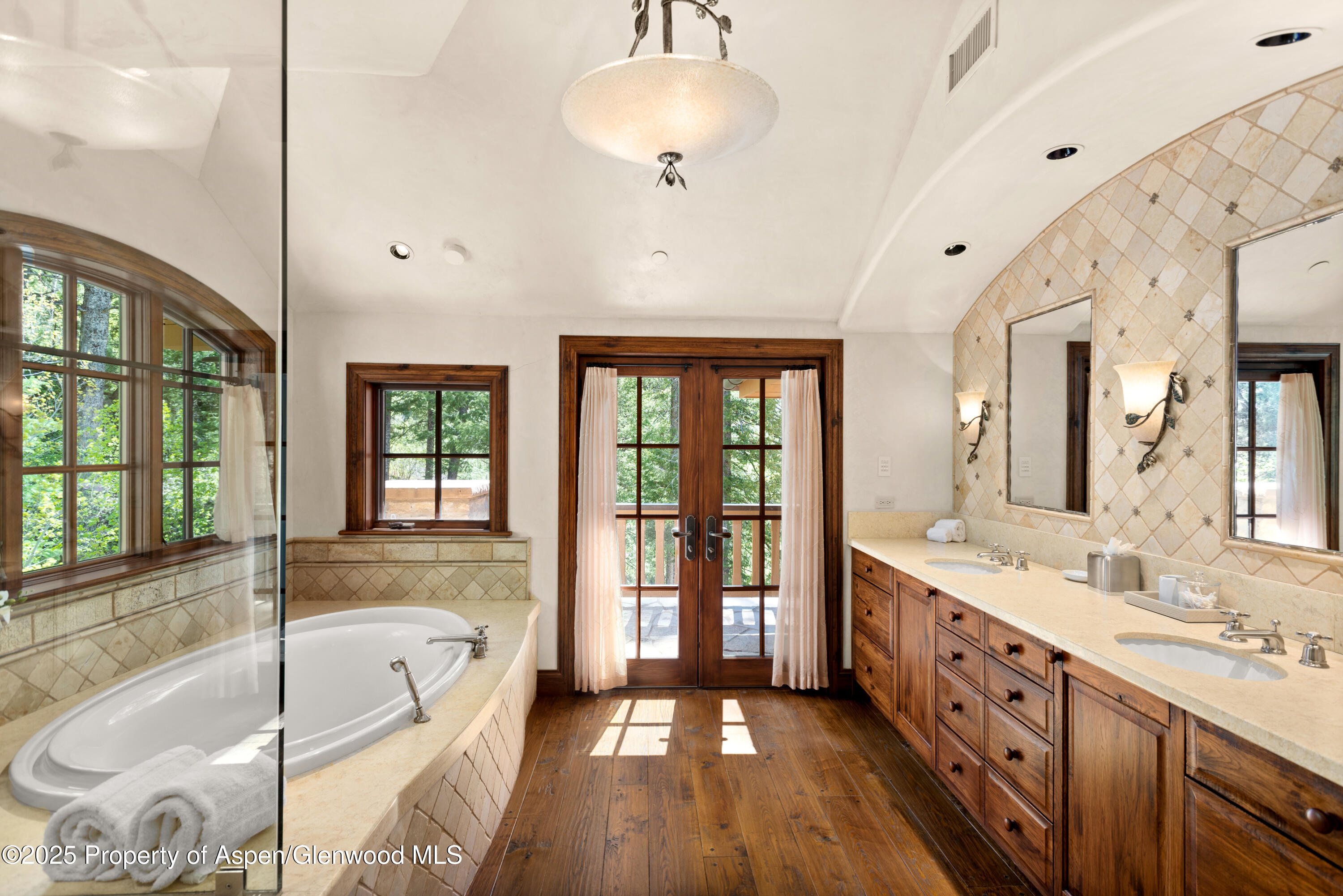 388 Exhibition Lane Aspen CO 81611