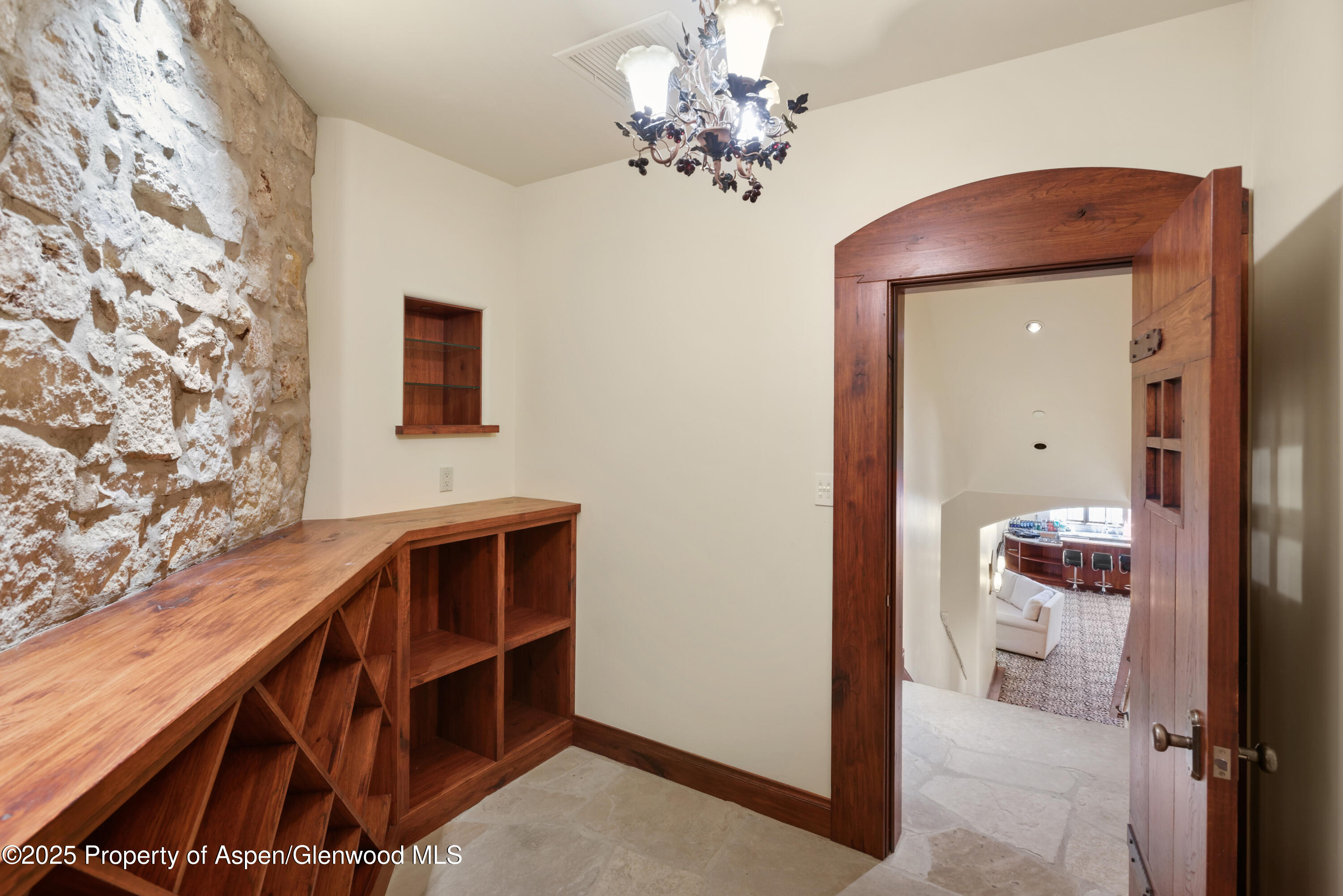 388 Exhibition Lane Aspen CO 81611