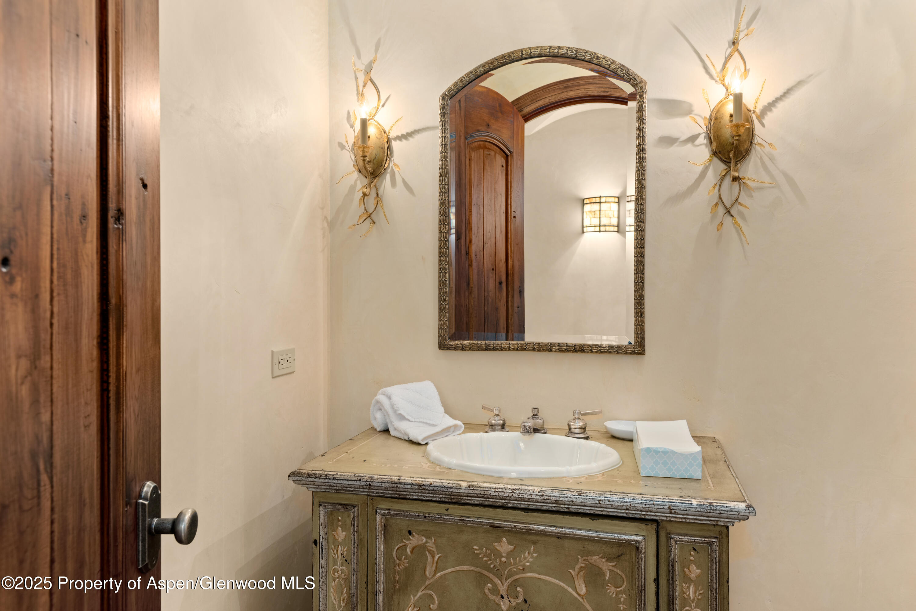 388 Exhibition Lane Aspen CO 81611