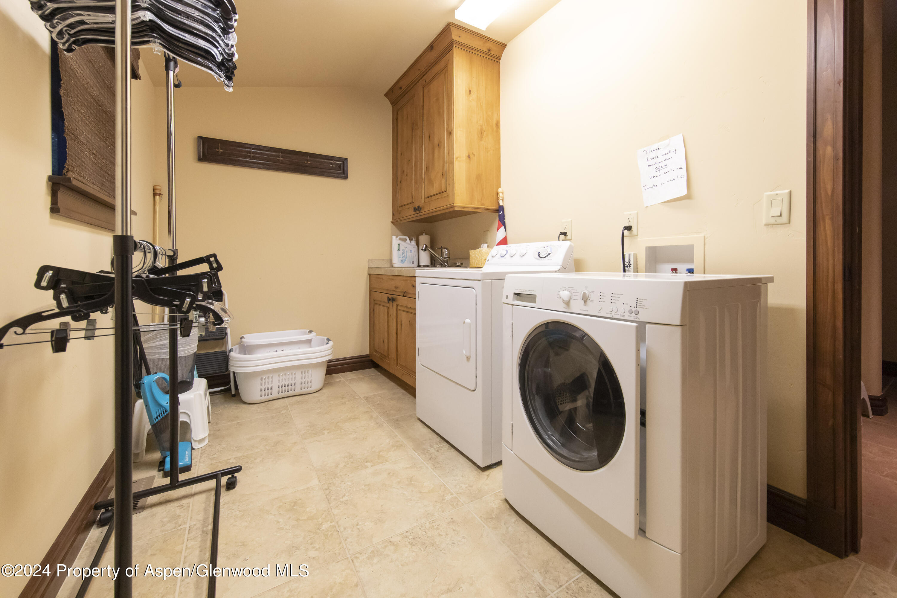 90 Cottage Drive Carbondale CO 81623