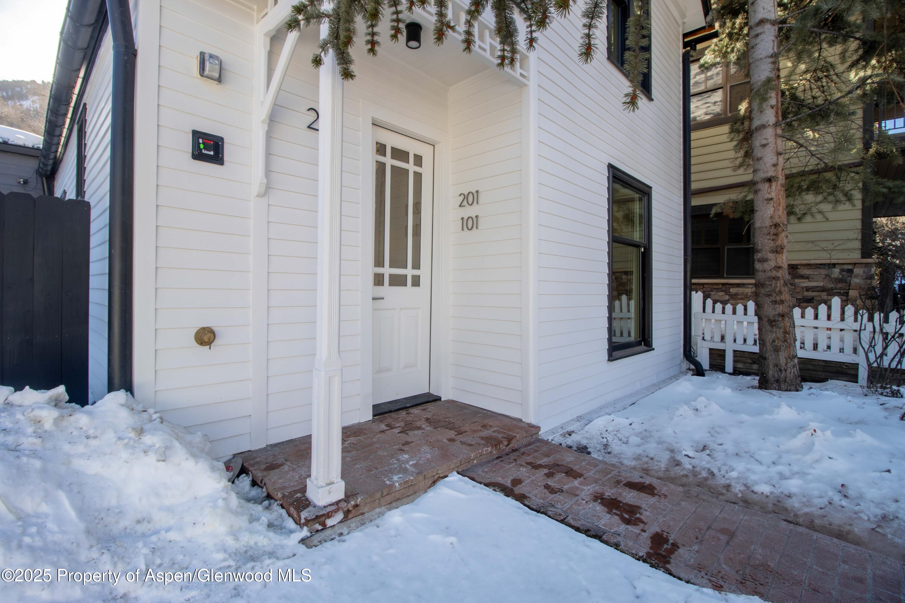 211 W Main Street Aspen CO 81611