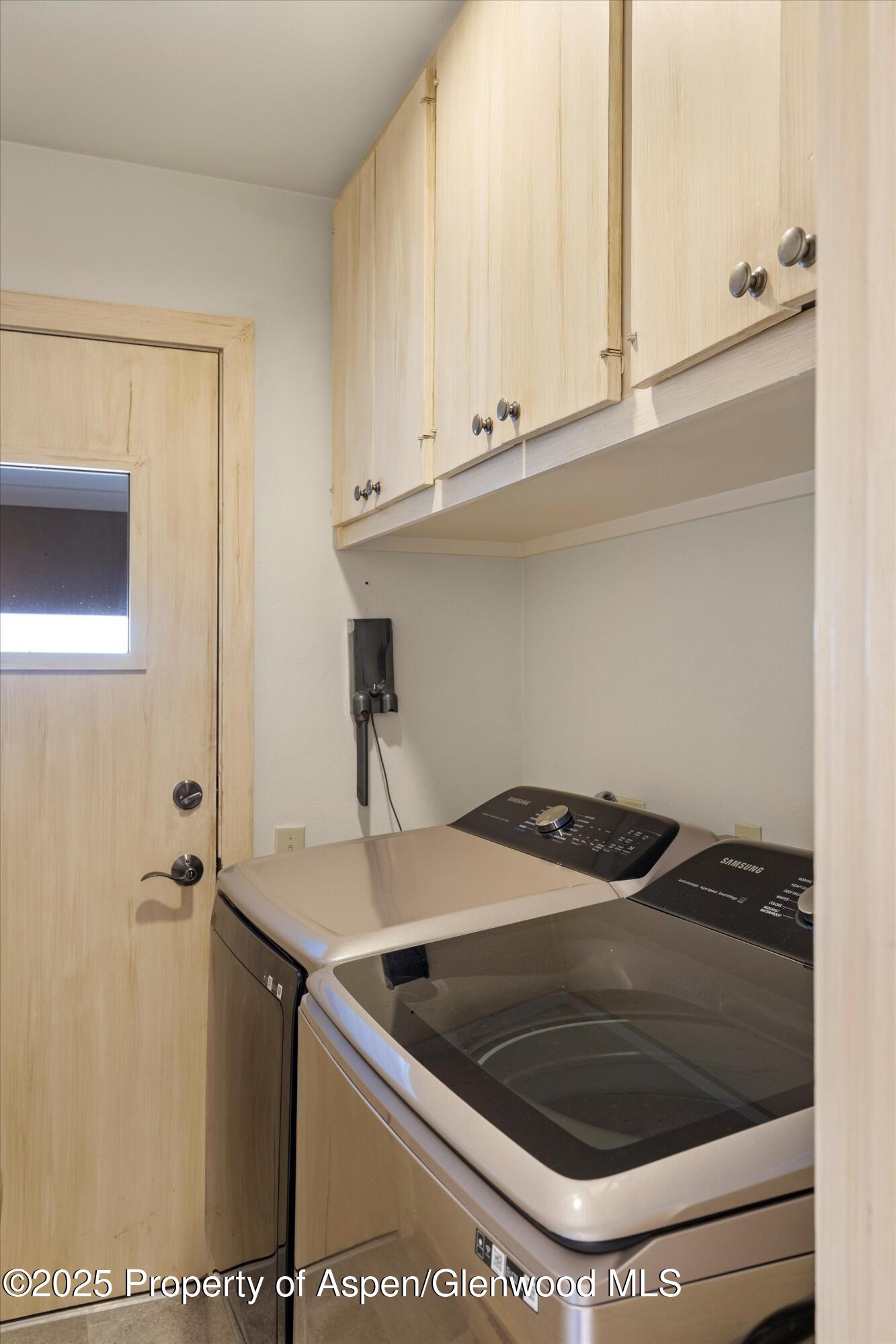 117 W Hyman Aspen CO 81611