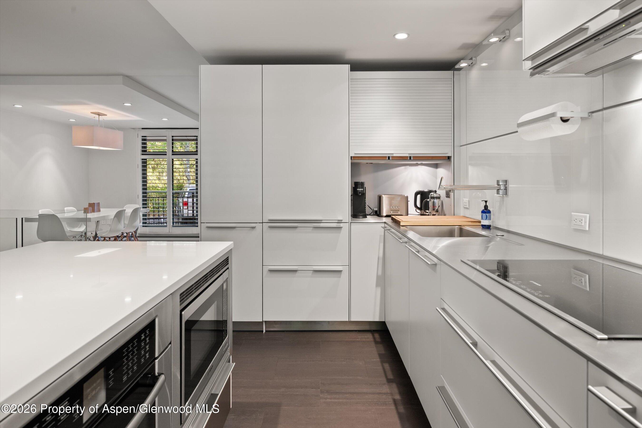 800 E Hopkins Avenue Aspen CO 81611