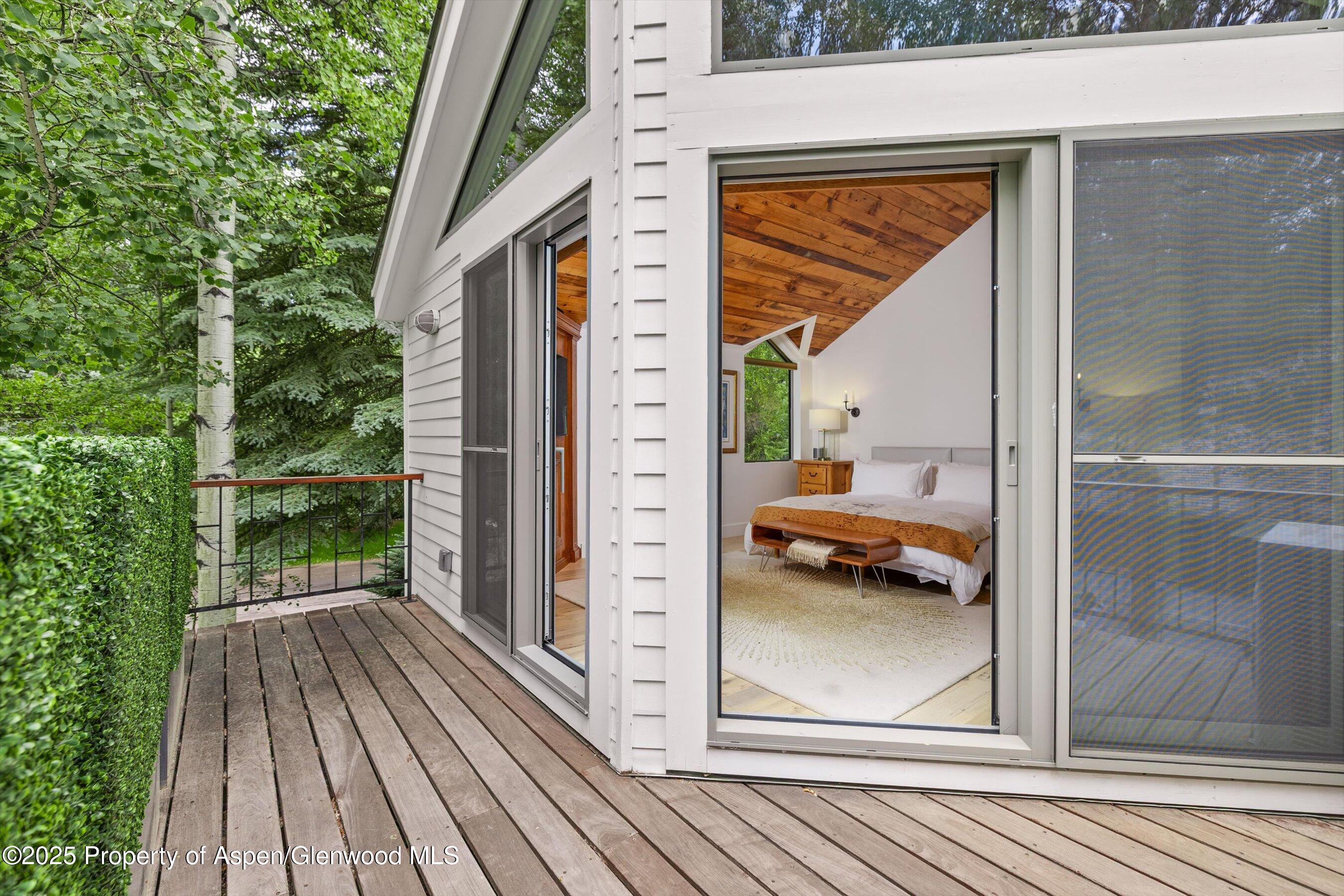 437 W Smuggler Street Aspen CO 81611