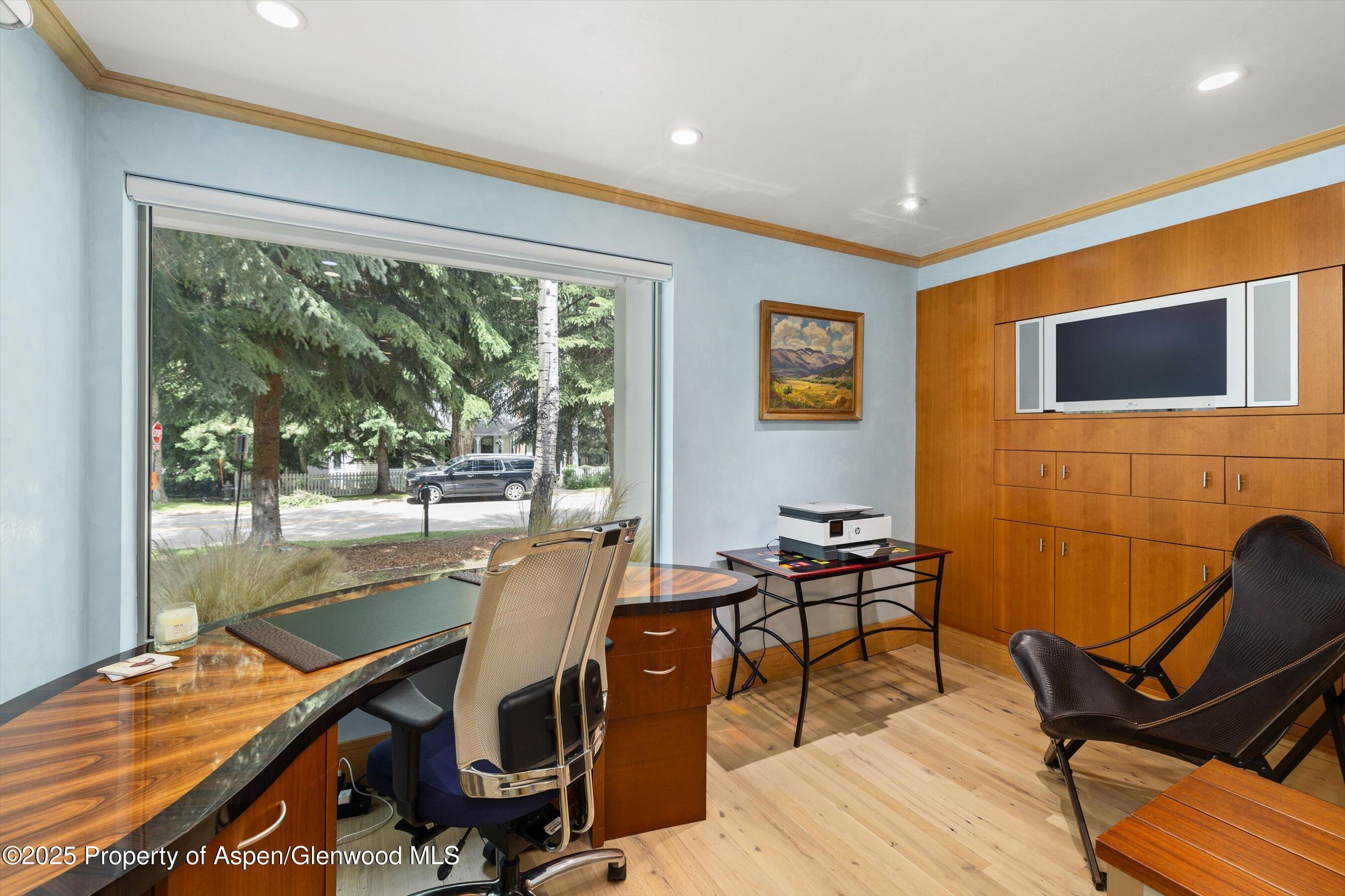 437 W Smuggler Street Aspen CO 81611