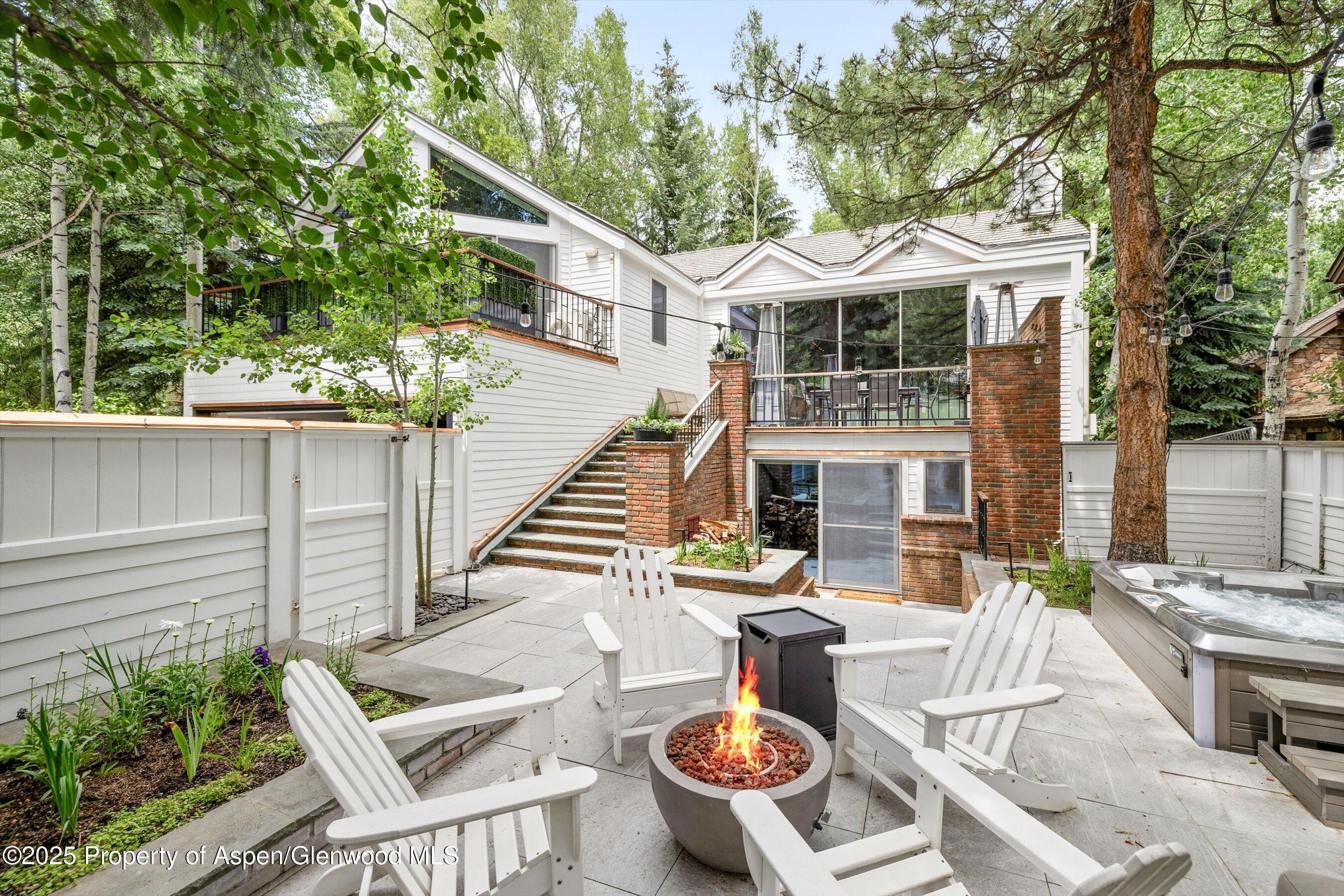 437 W Smuggler Street Aspen CO 81611
