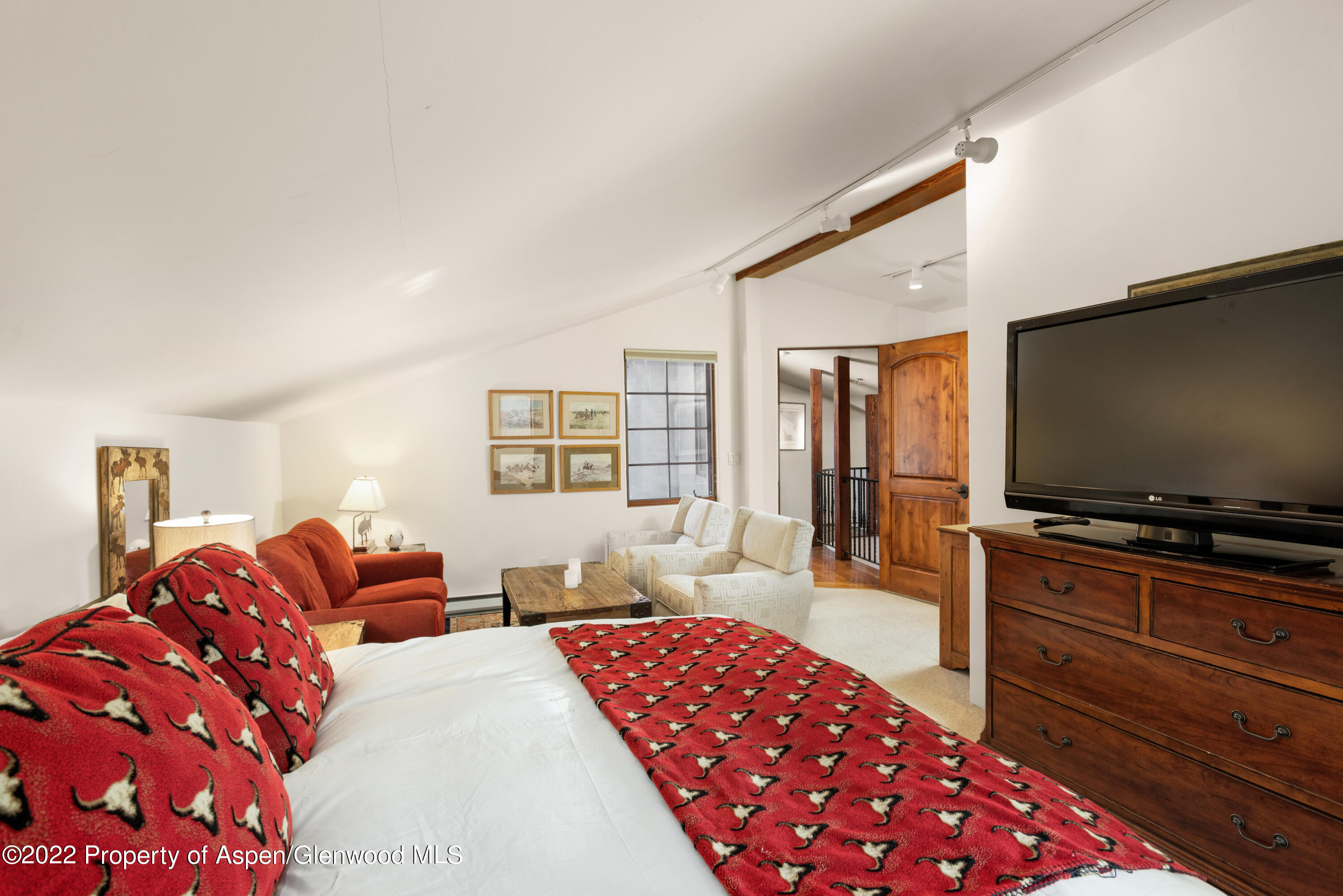 1960 Juniper Hill Road Aspen CO 81611