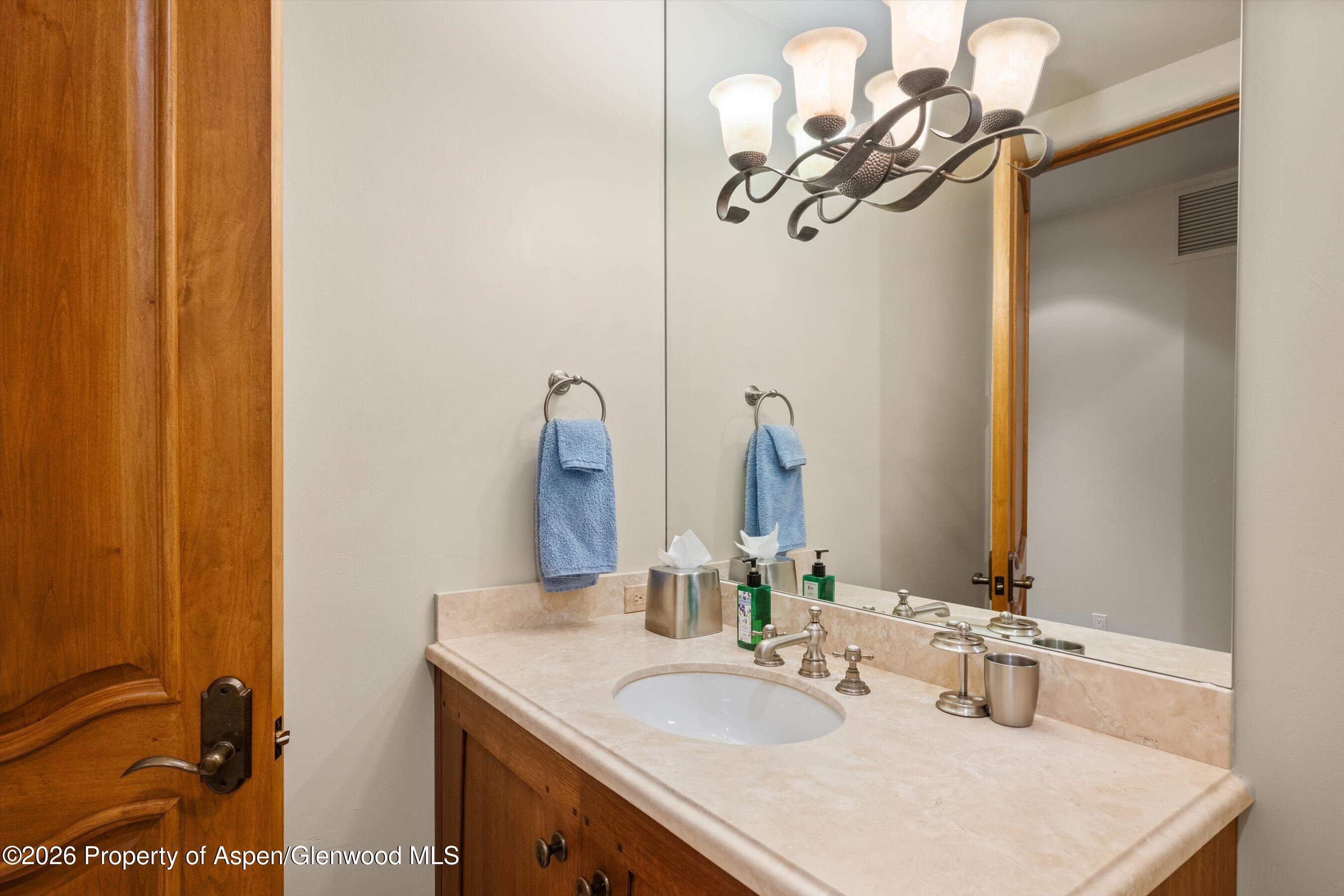 691 Pfister Drive Aspen CO 81611