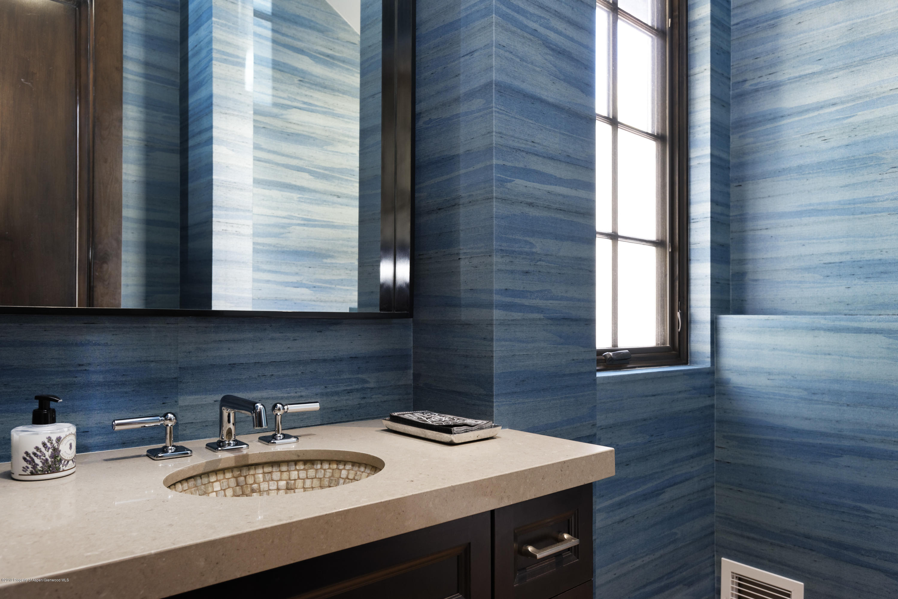 235 Exhibition Lane Aspen CO 81611