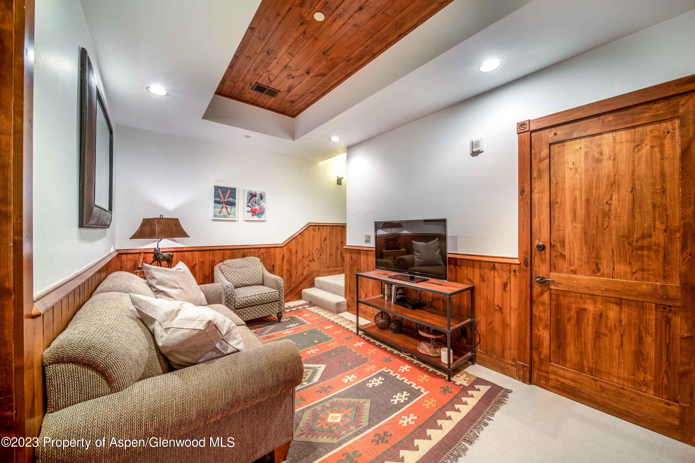 503 W Main Street Aspen CO 81611