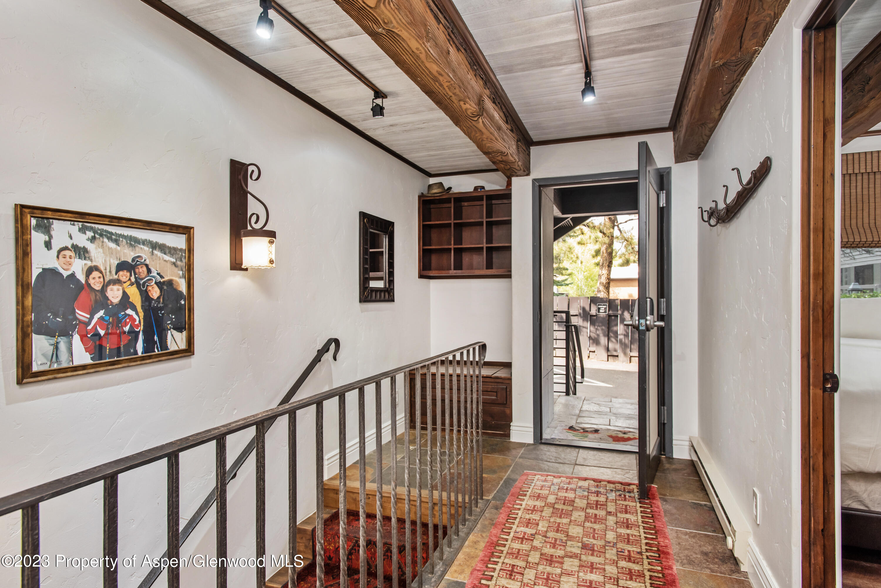 1039 E Cooper Avenue Aspen CO 81611