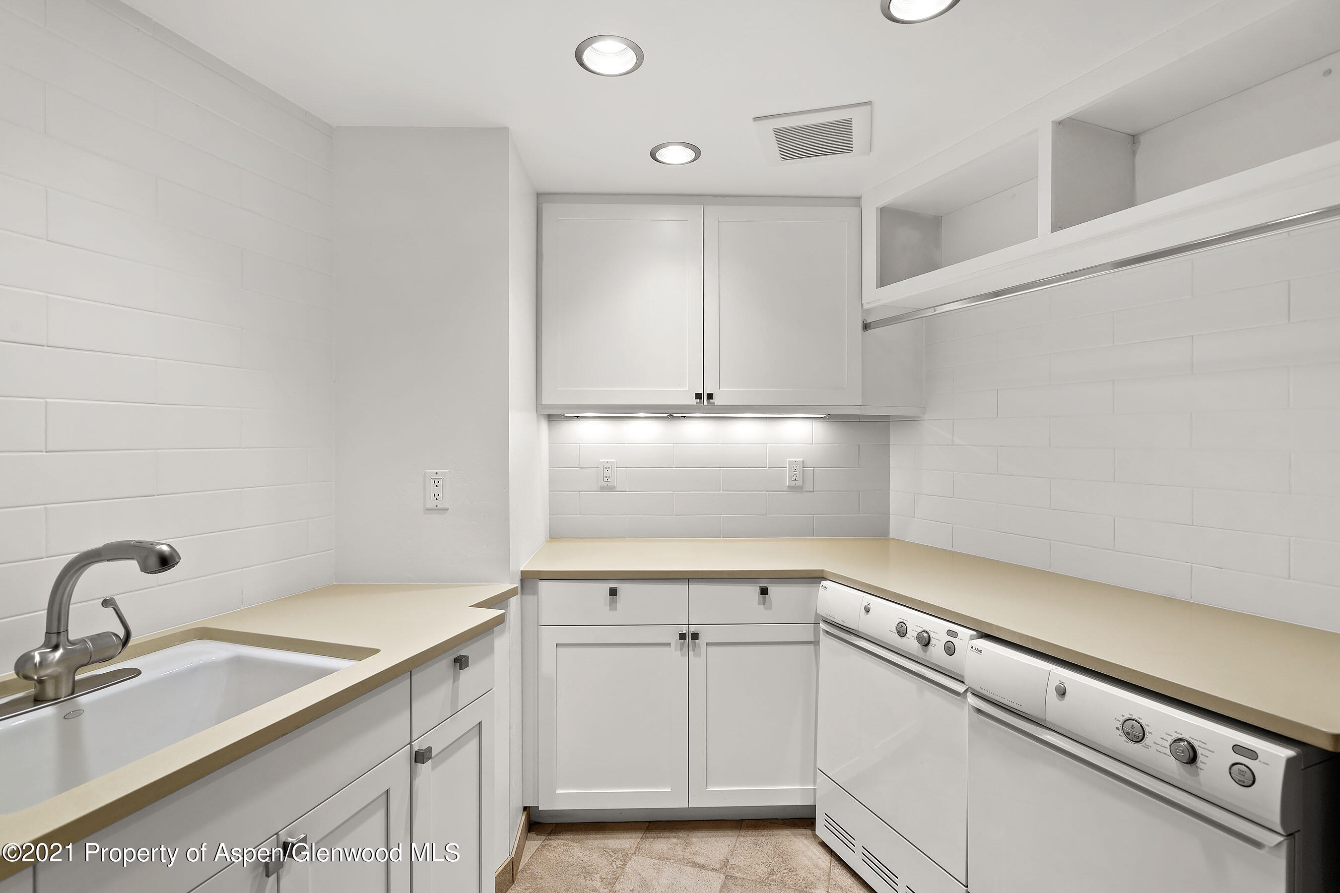 561 Meadowood Drive Aspen CO 81611