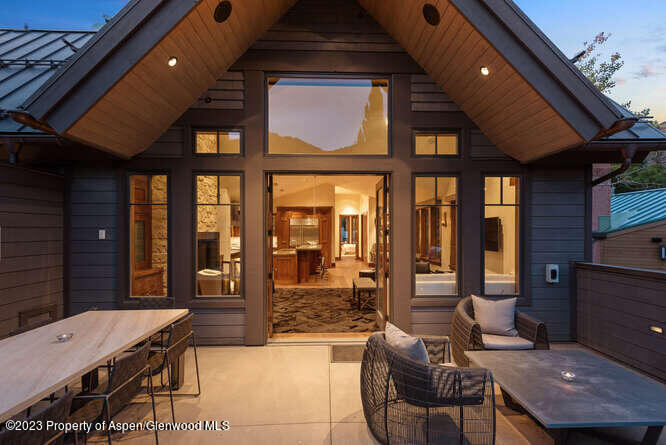 719 E Hopkins Avenue Aspen CO 81611