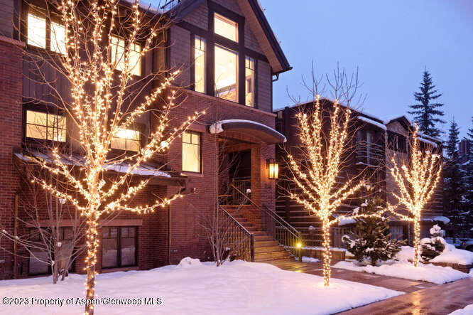 719 E Hopkins Avenue Aspen CO 81611
