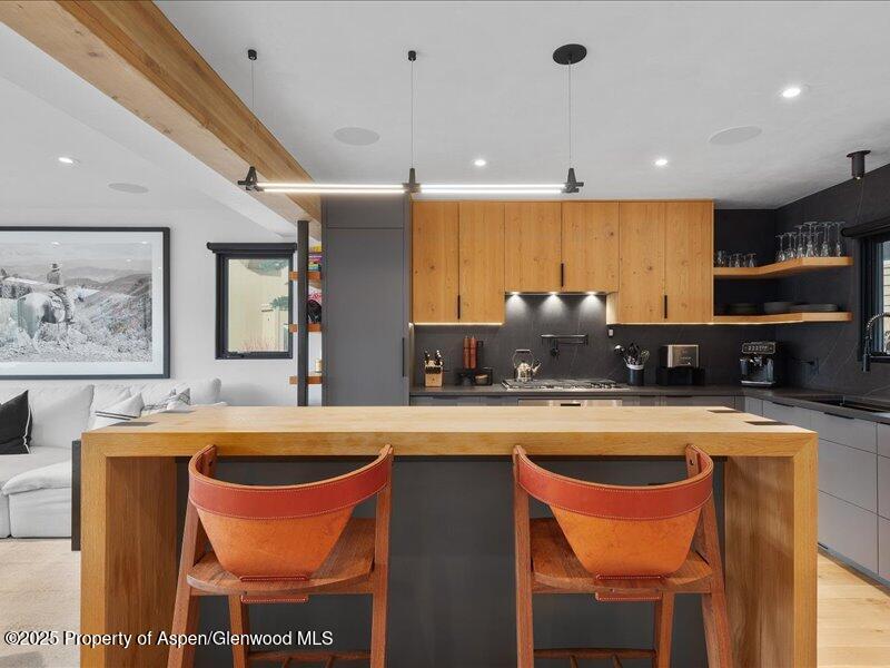 100 N 8th Street Aspen CO 81611