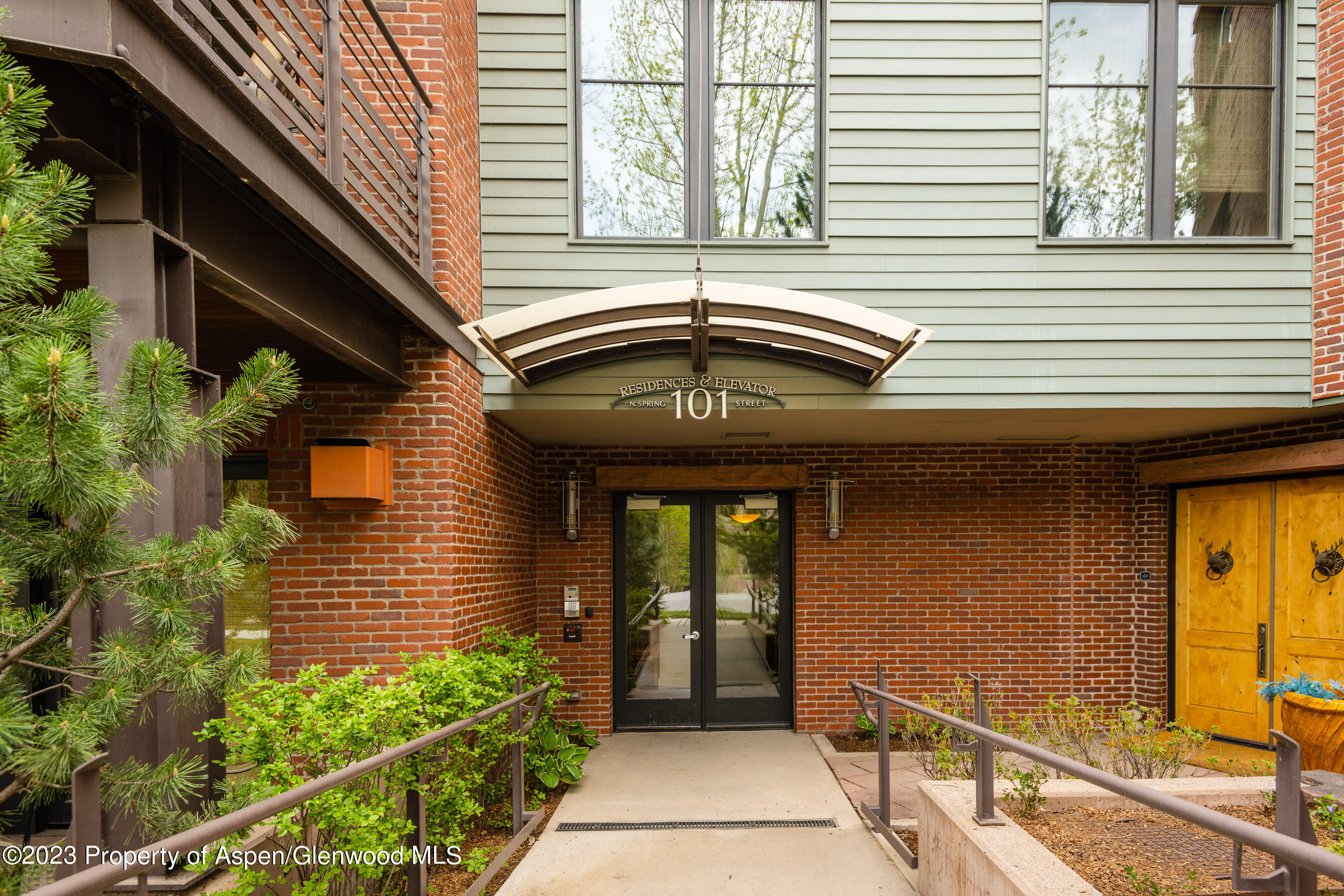 101 N Spring Street Aspen CO 81611