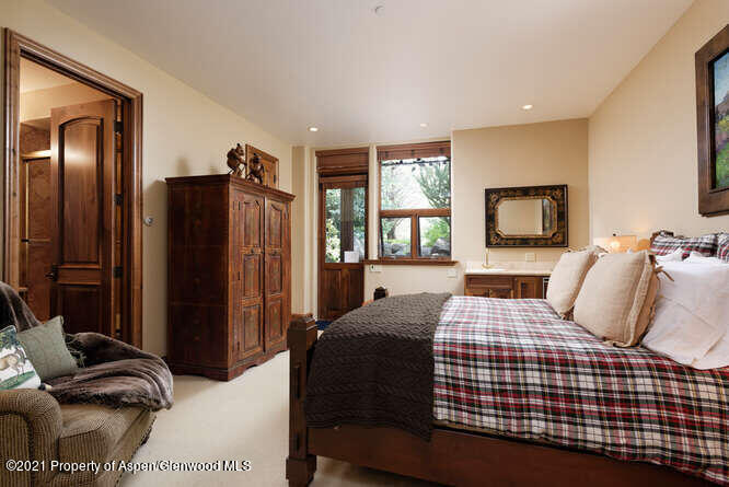 1243 E Cooper Street Aspen CO 81611