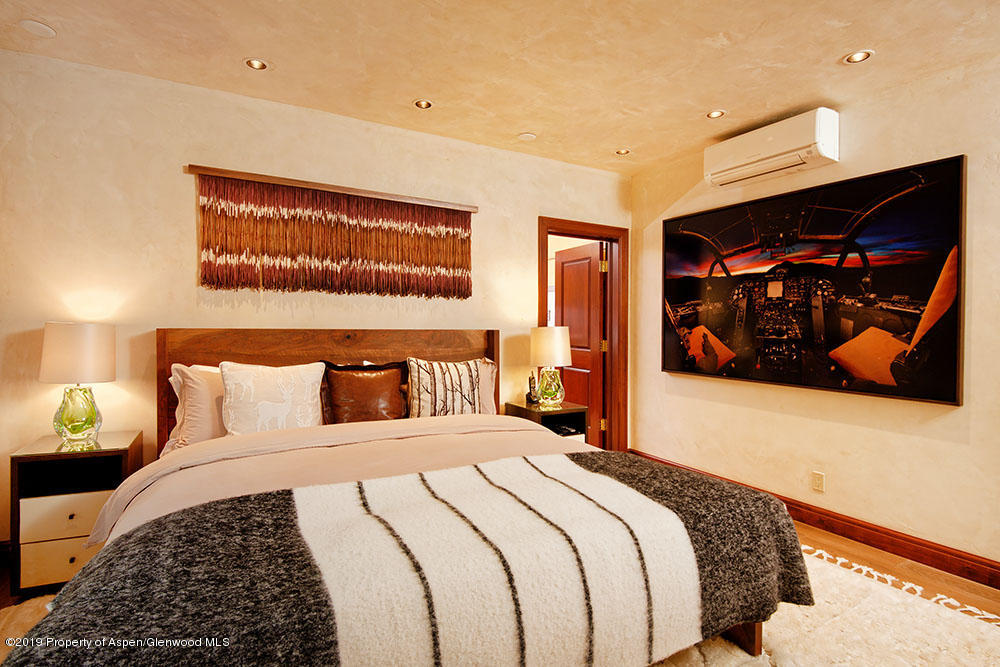 945 E Cooper Avenue Aspen CO 81611