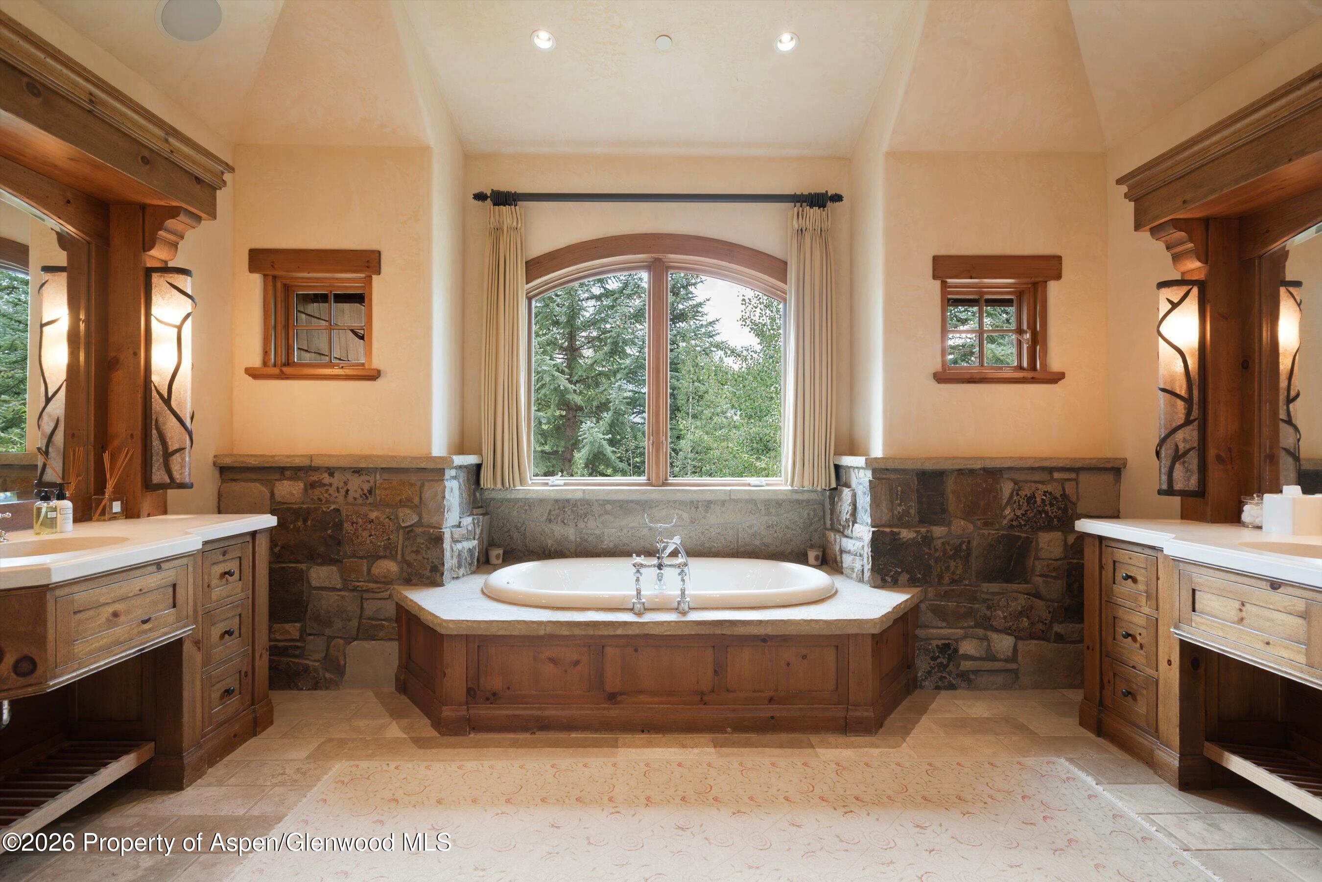 247 Willoughby Way Aspen CO 81611