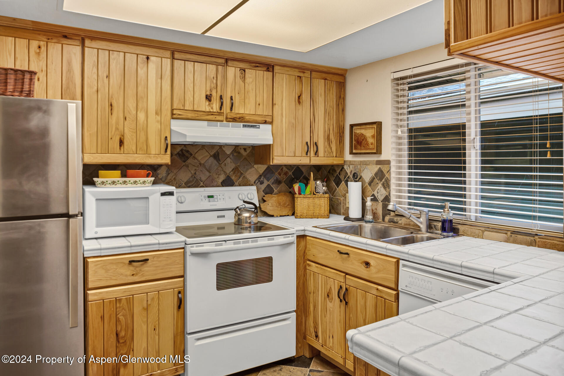 14913 Highway 82 Carbondale CO 81623